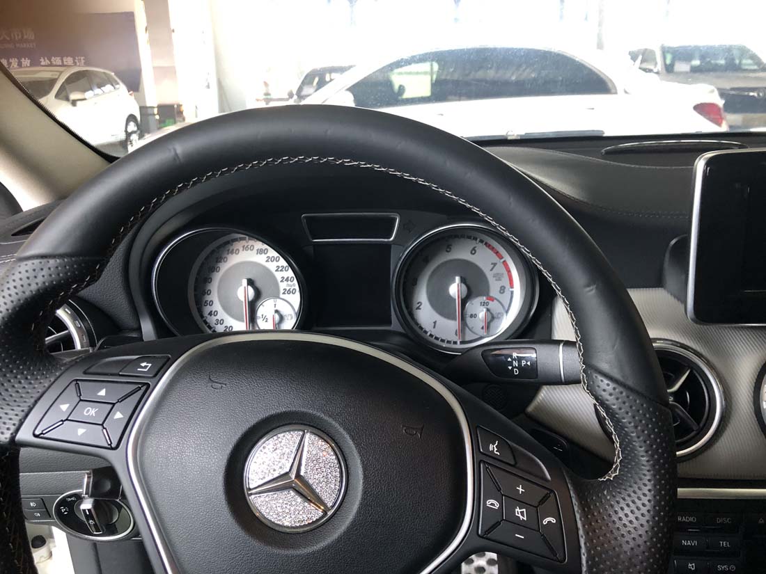 梅赛德斯 奔驰 GLA200