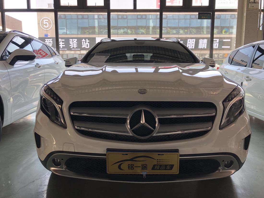 梅赛德斯 奔驰 GLA200