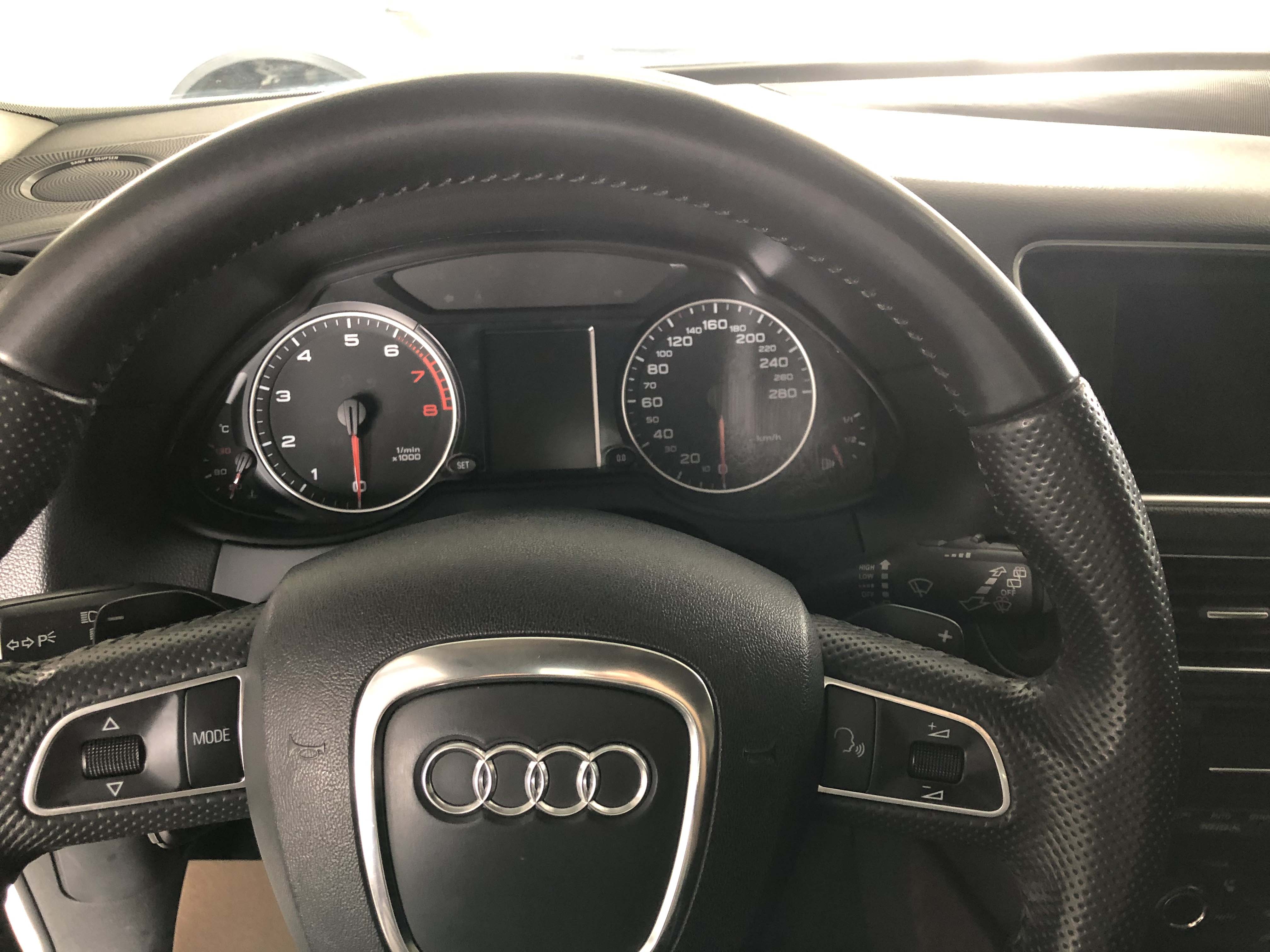 12年奥迪Q5 自动2.0T