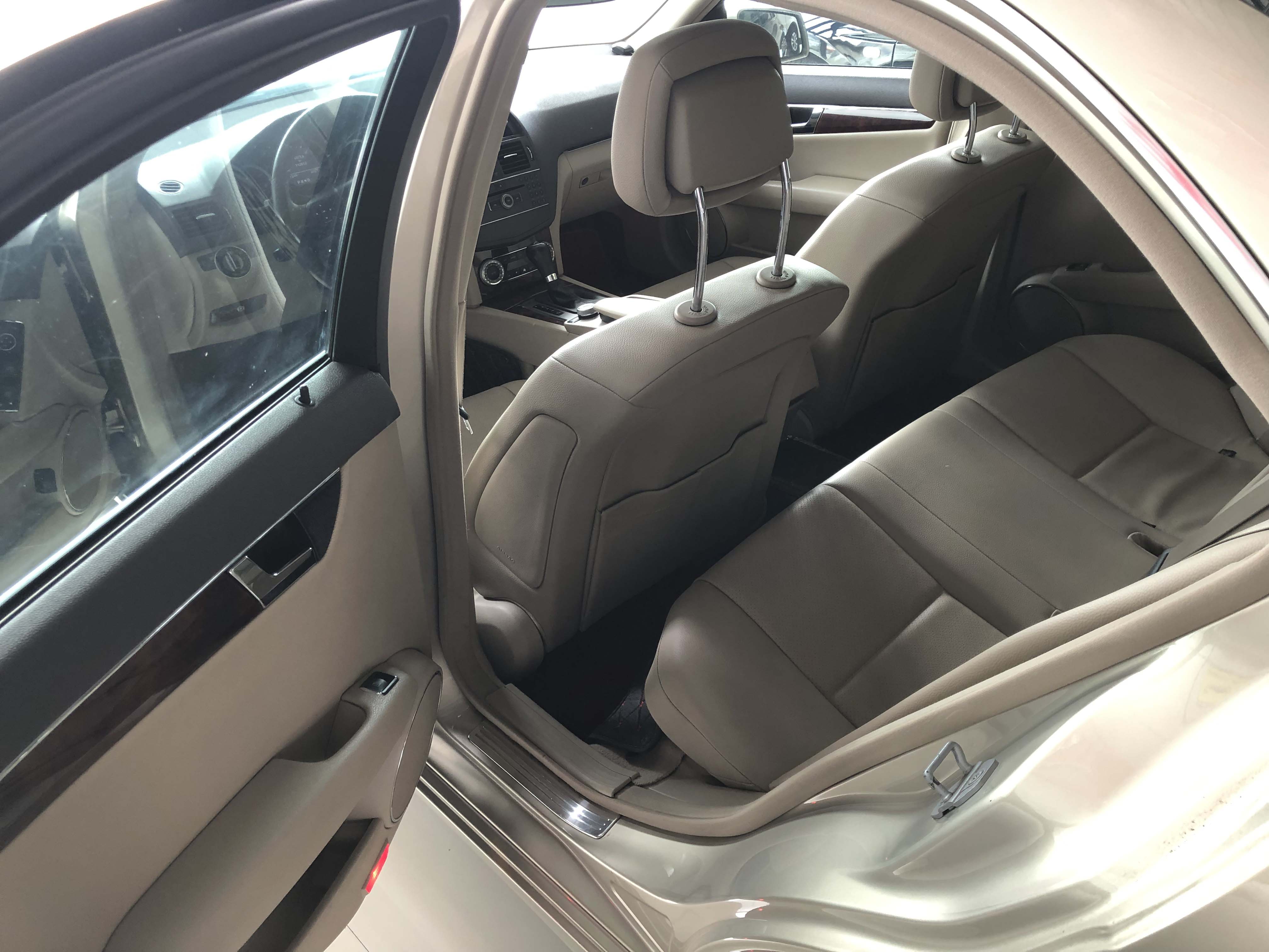 10年奔驰c200 自动2.7