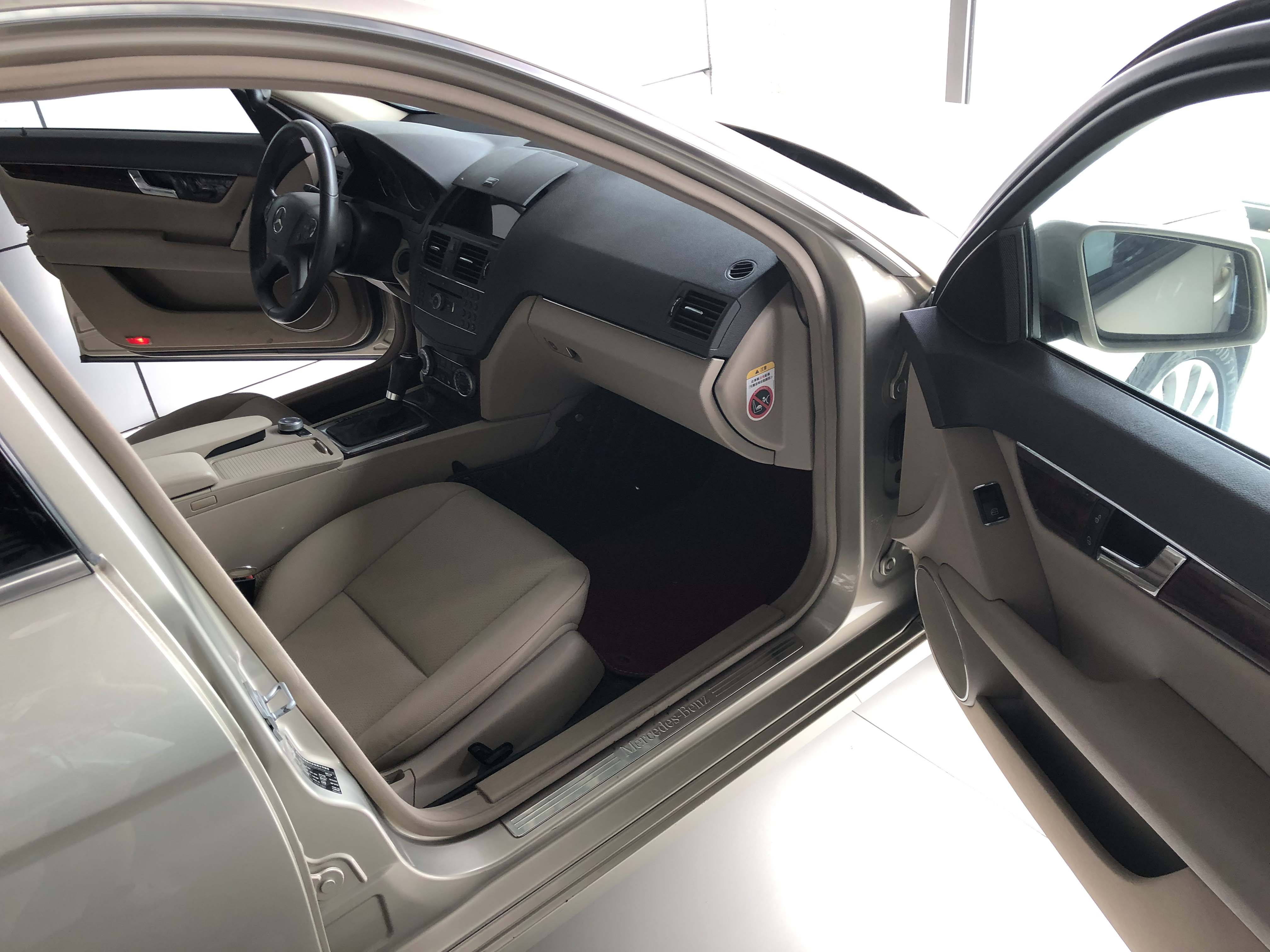 10年奔驰c200 自动2.7