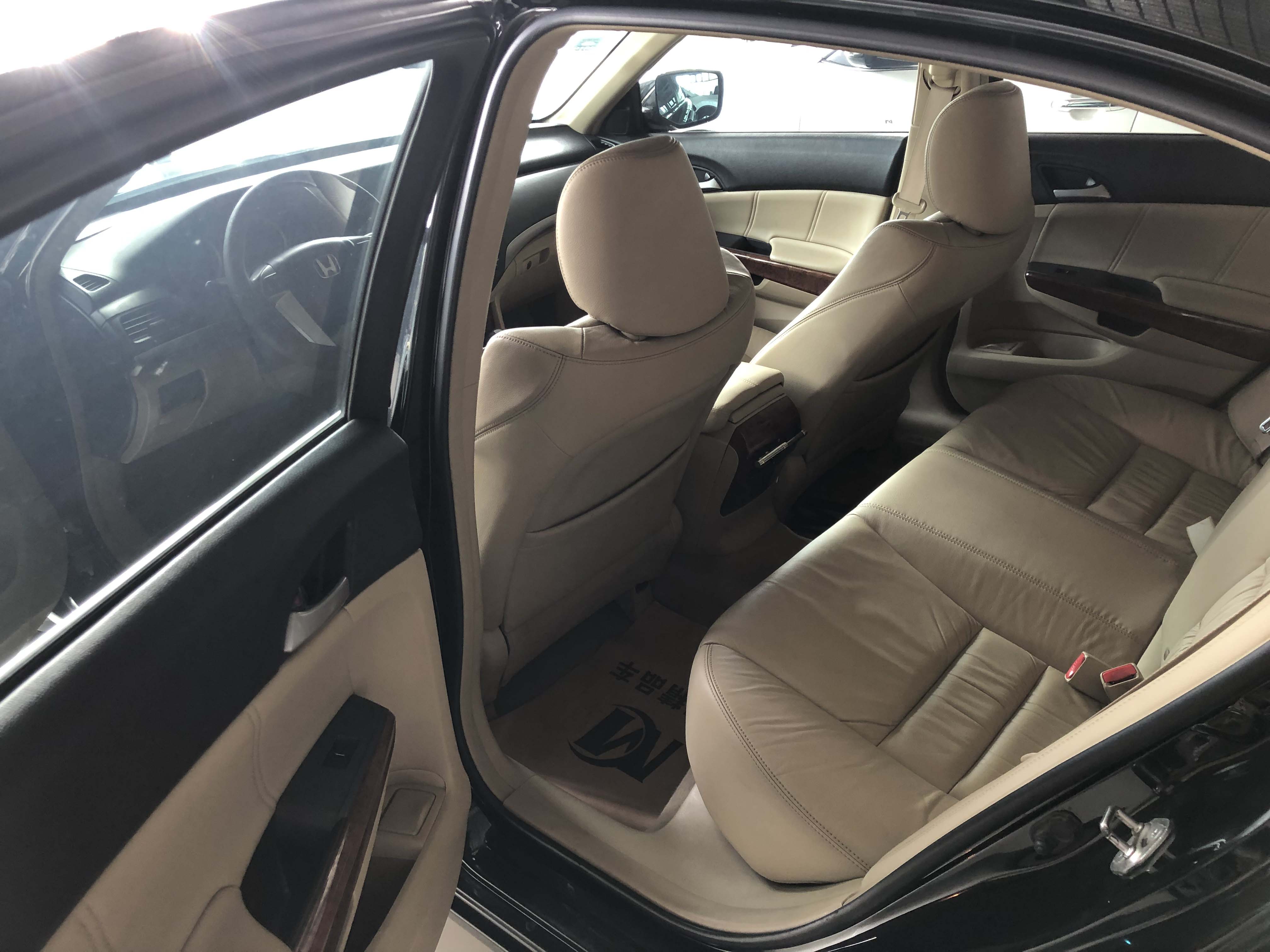 12年本田雅阁 自动2.0