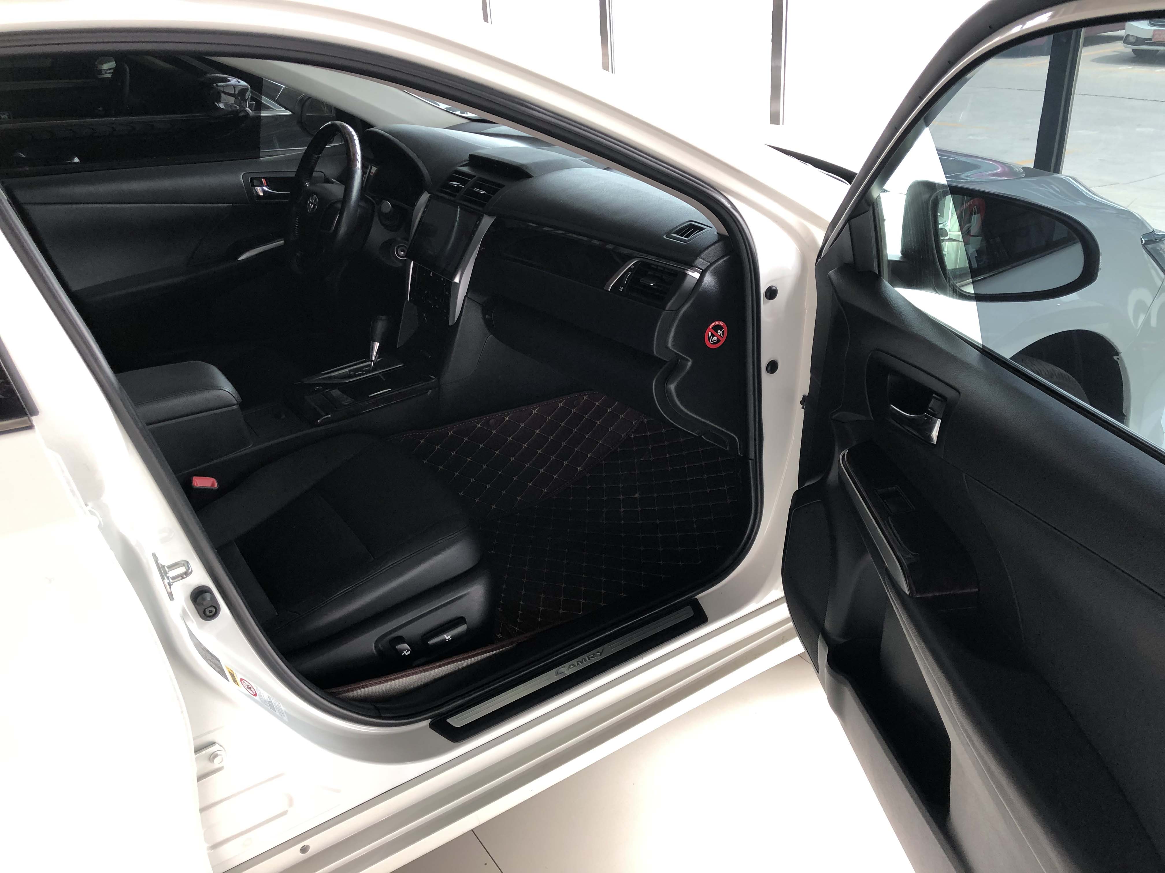 15年 丰田凯美瑞 2.0