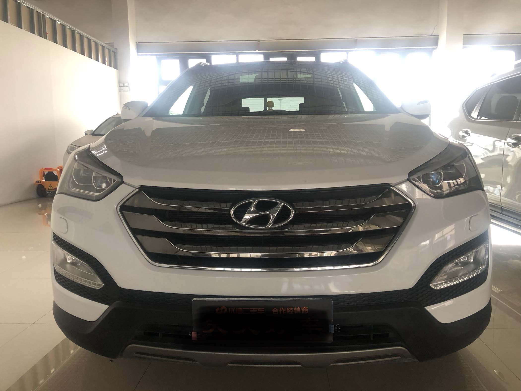 13年现代胜达 2.4