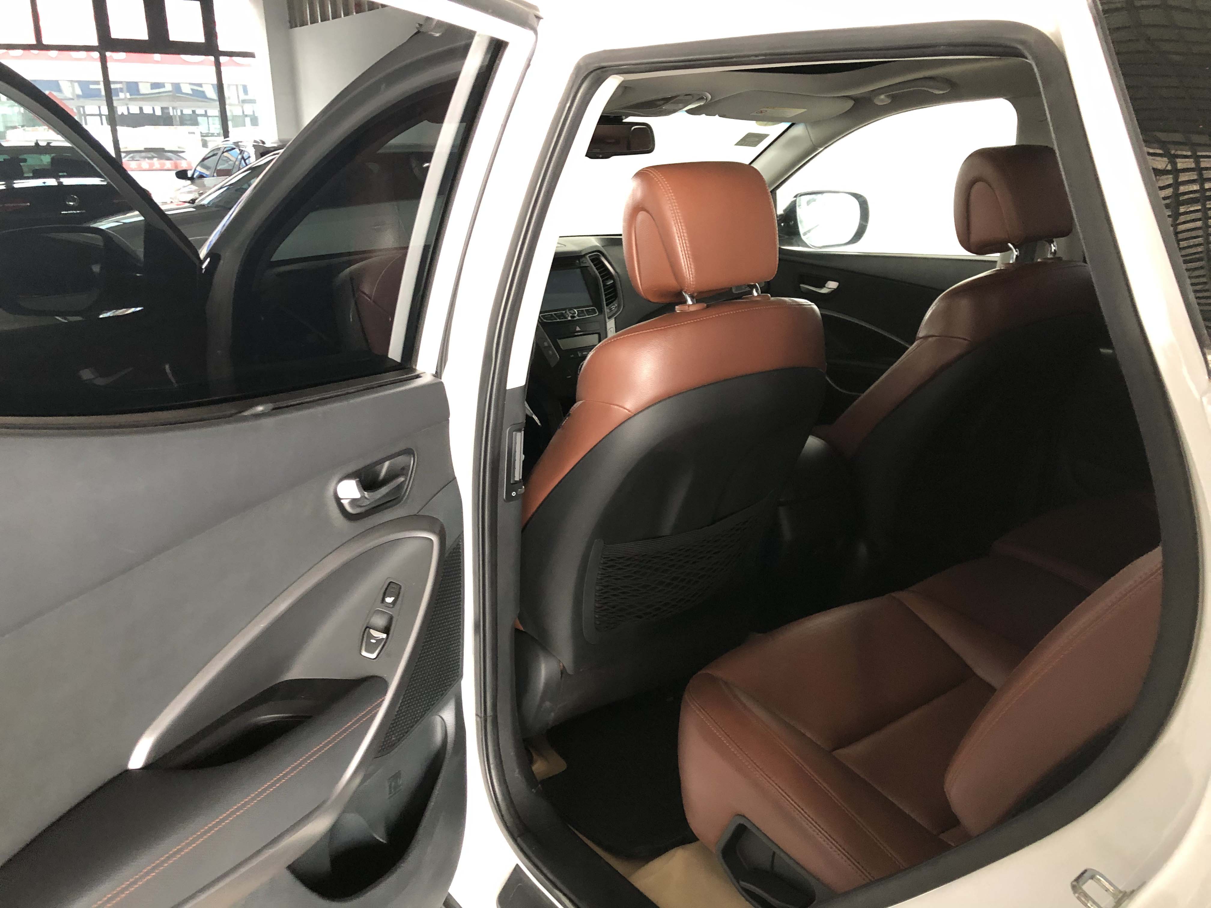 13年现代胜达 2.4