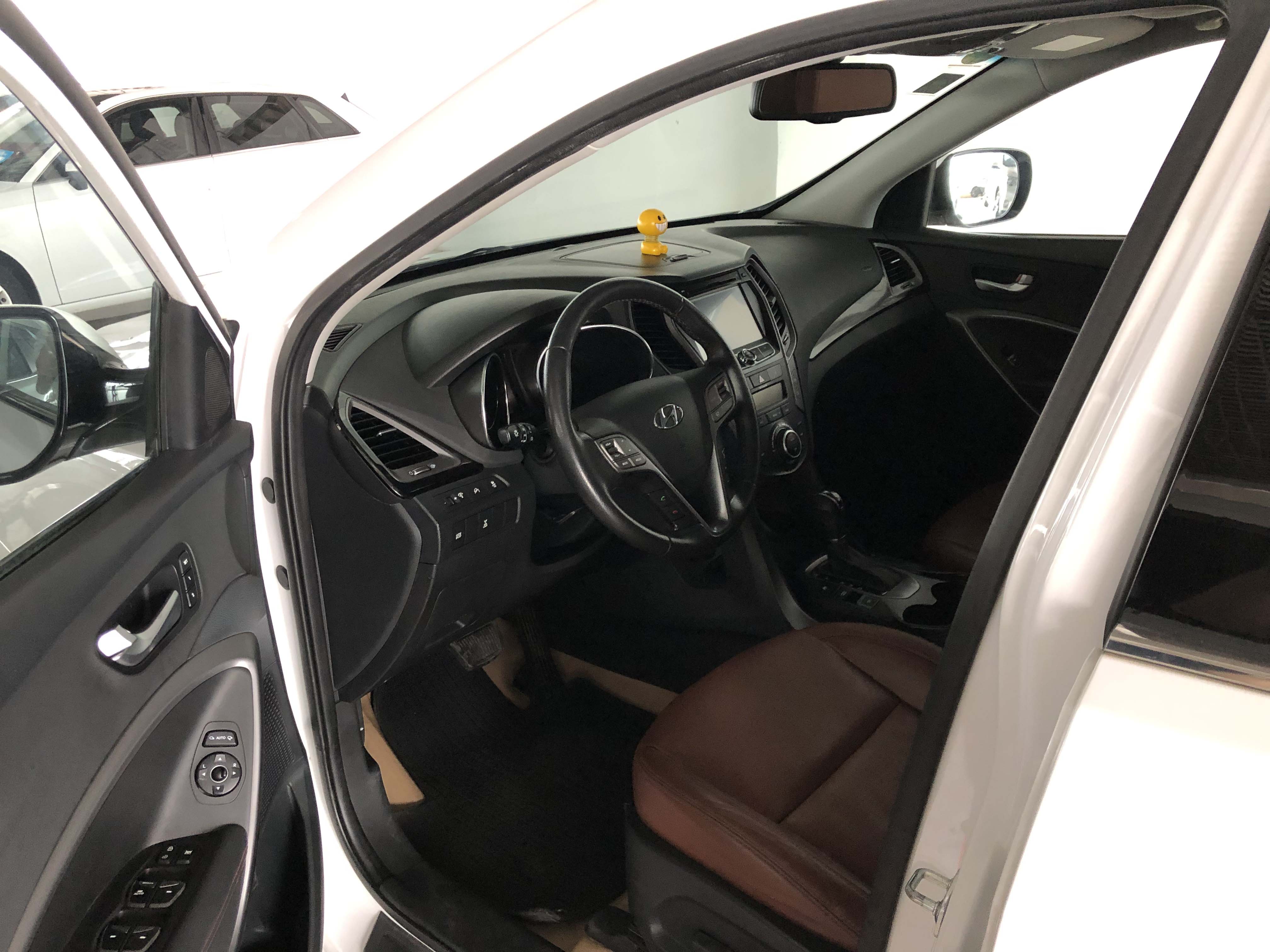 13年现代胜达 2.4