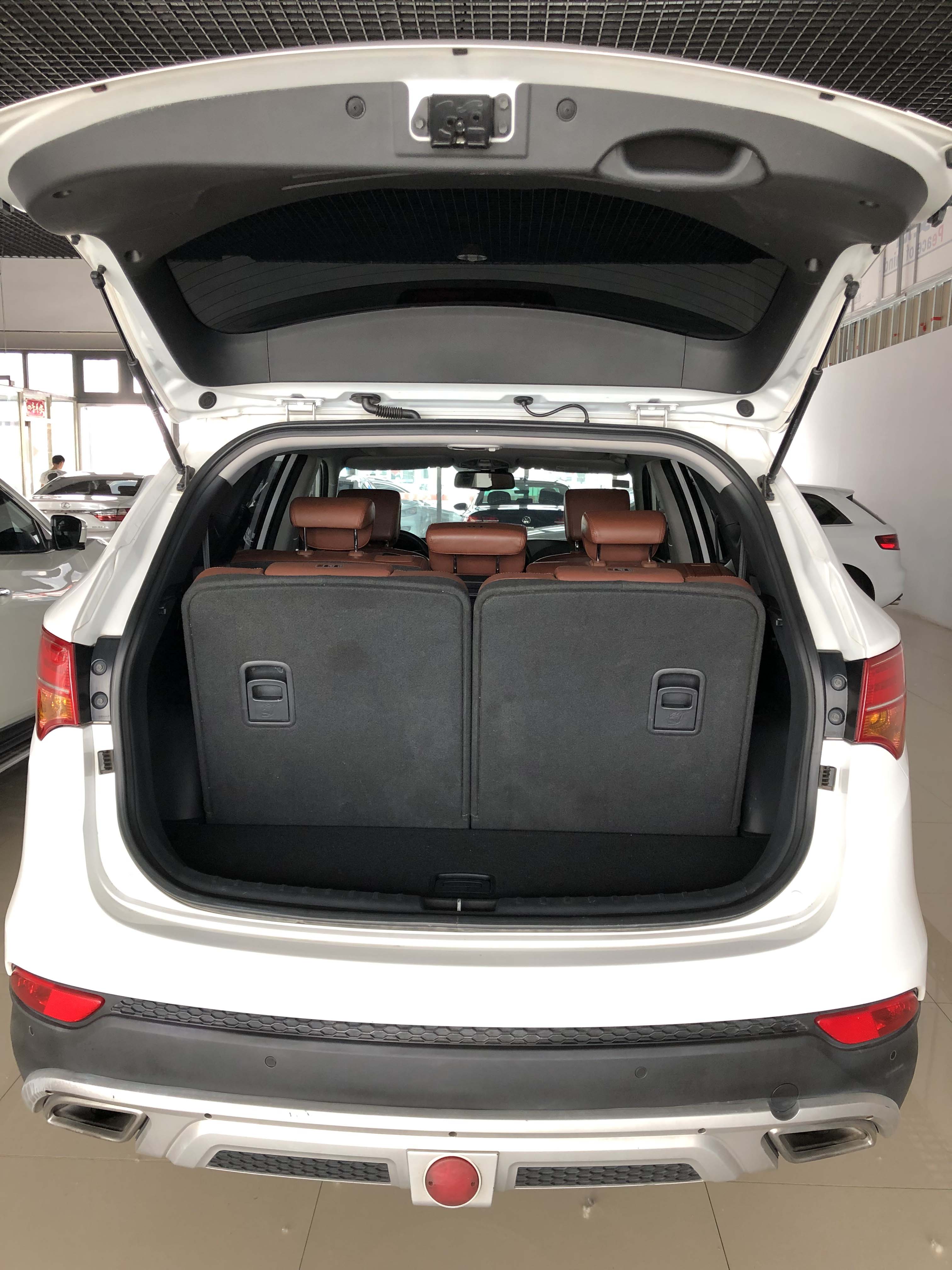 13年现代胜达 2.4