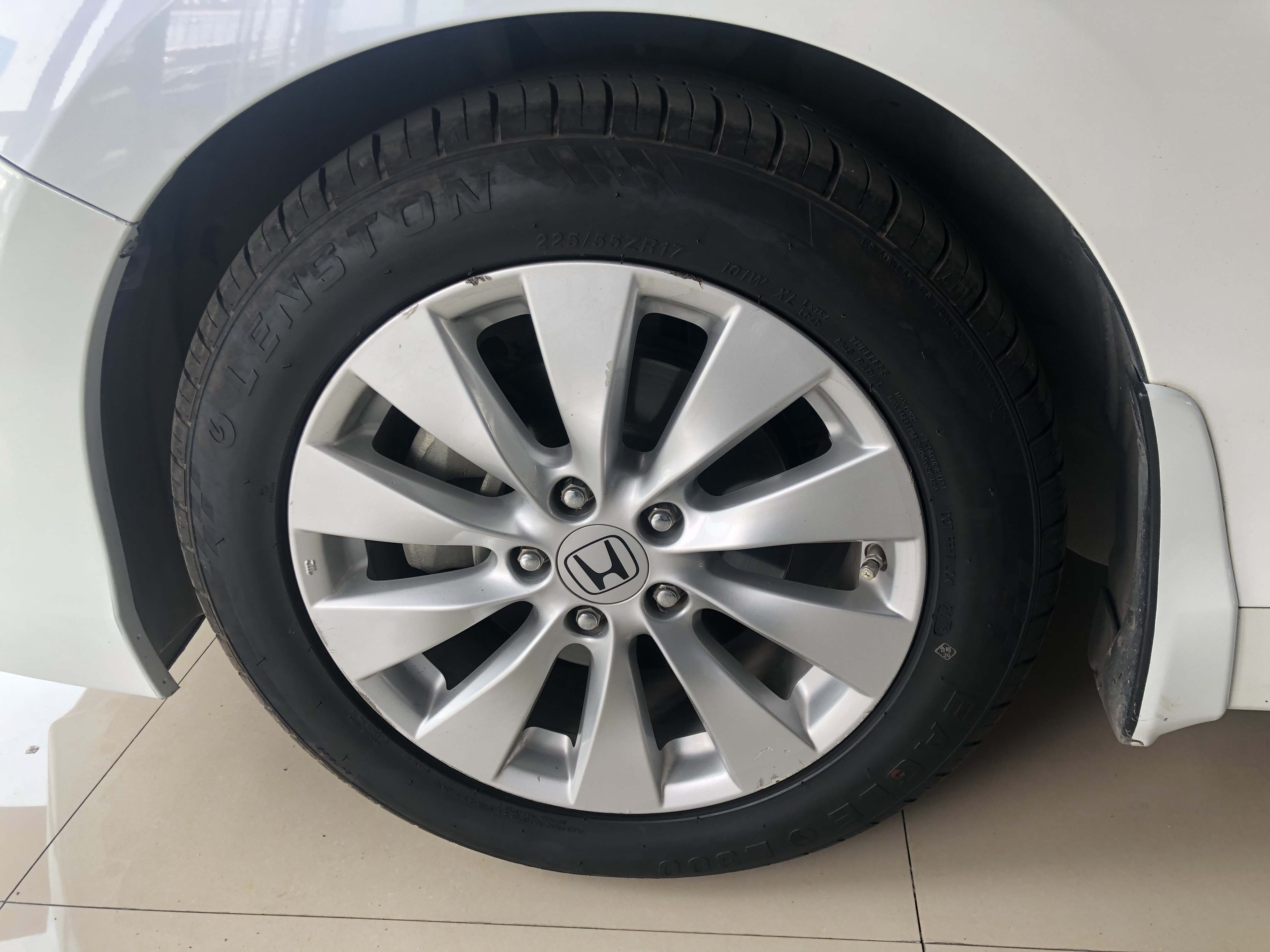 14年 本田雅阁 2.4