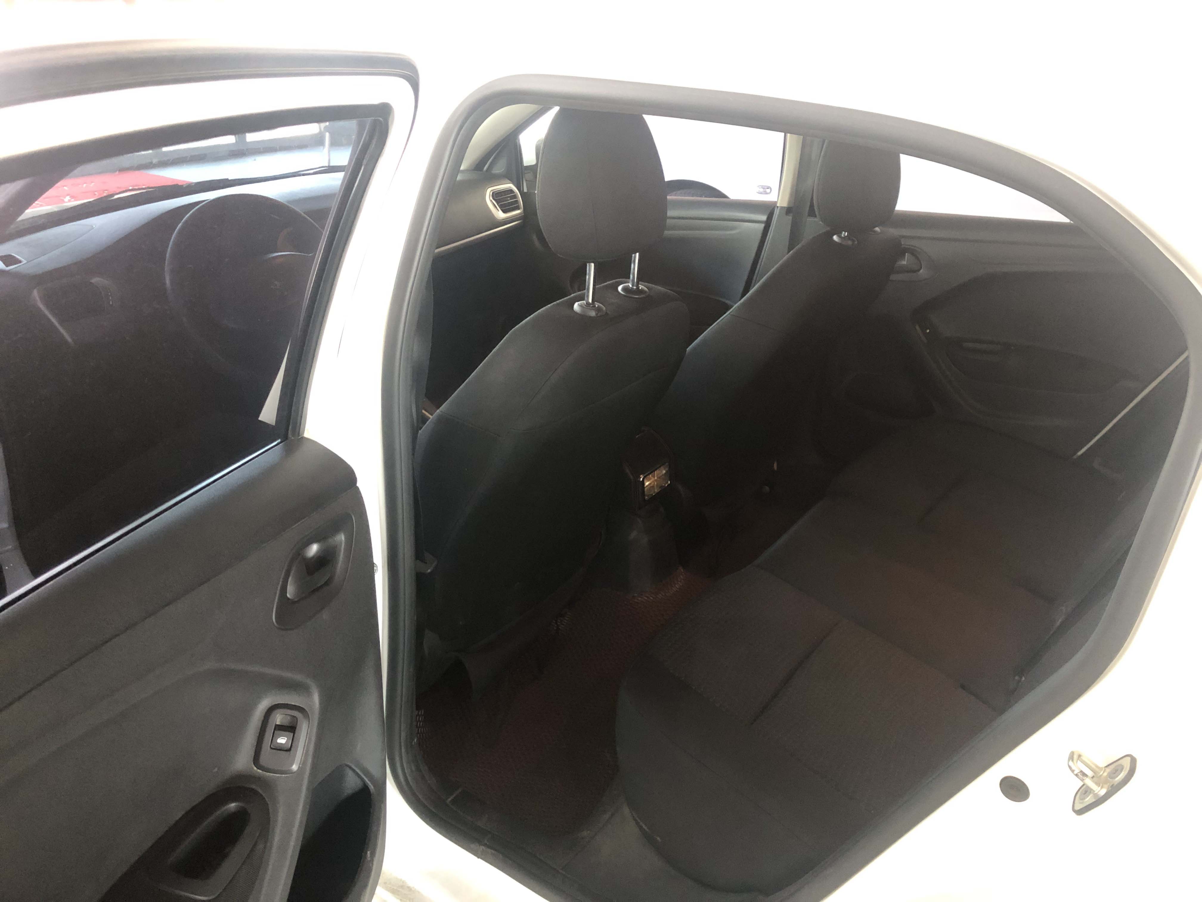 17年 东风标志 301 1.6