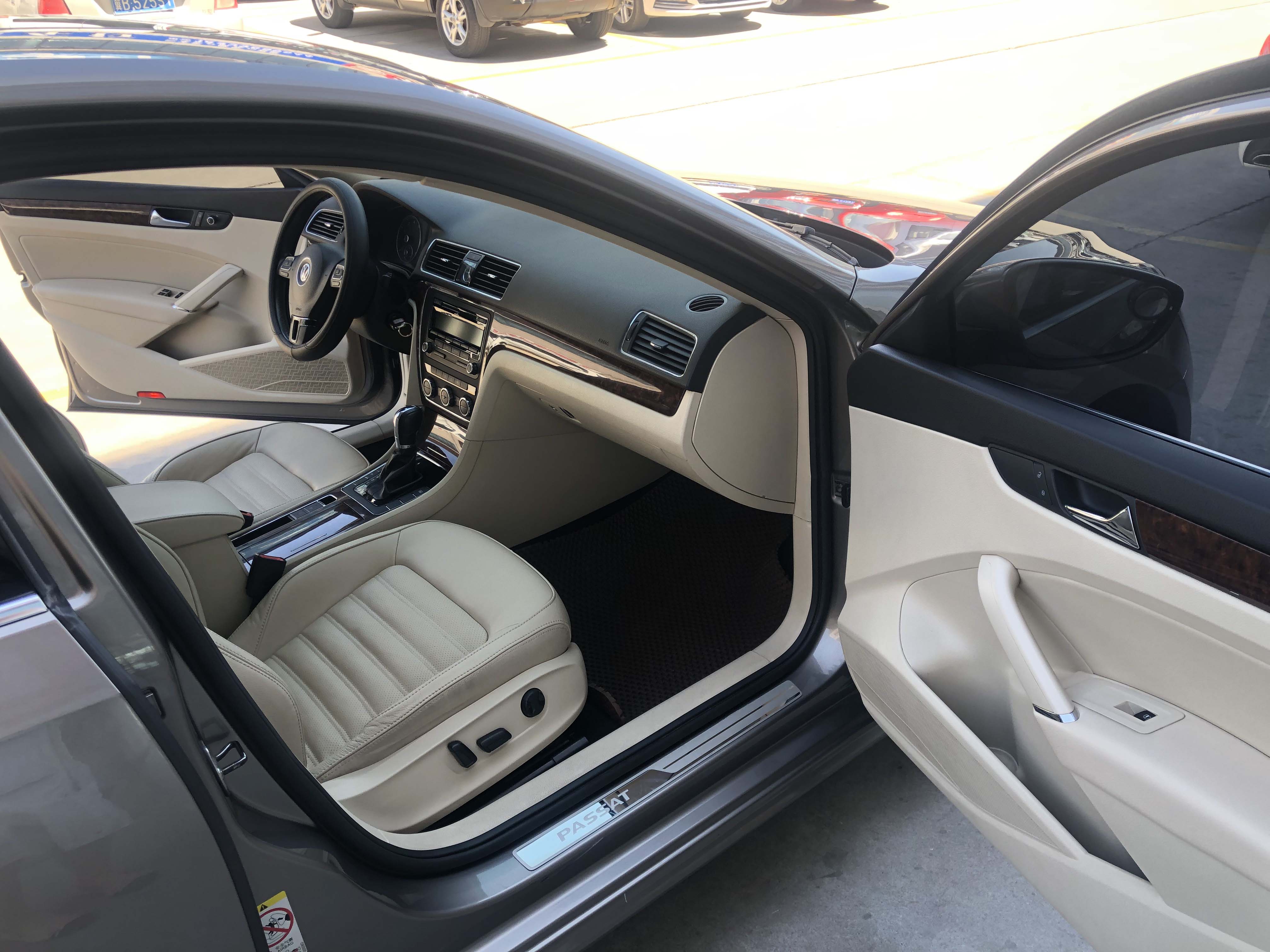 1年 大众帕萨特 1.8T