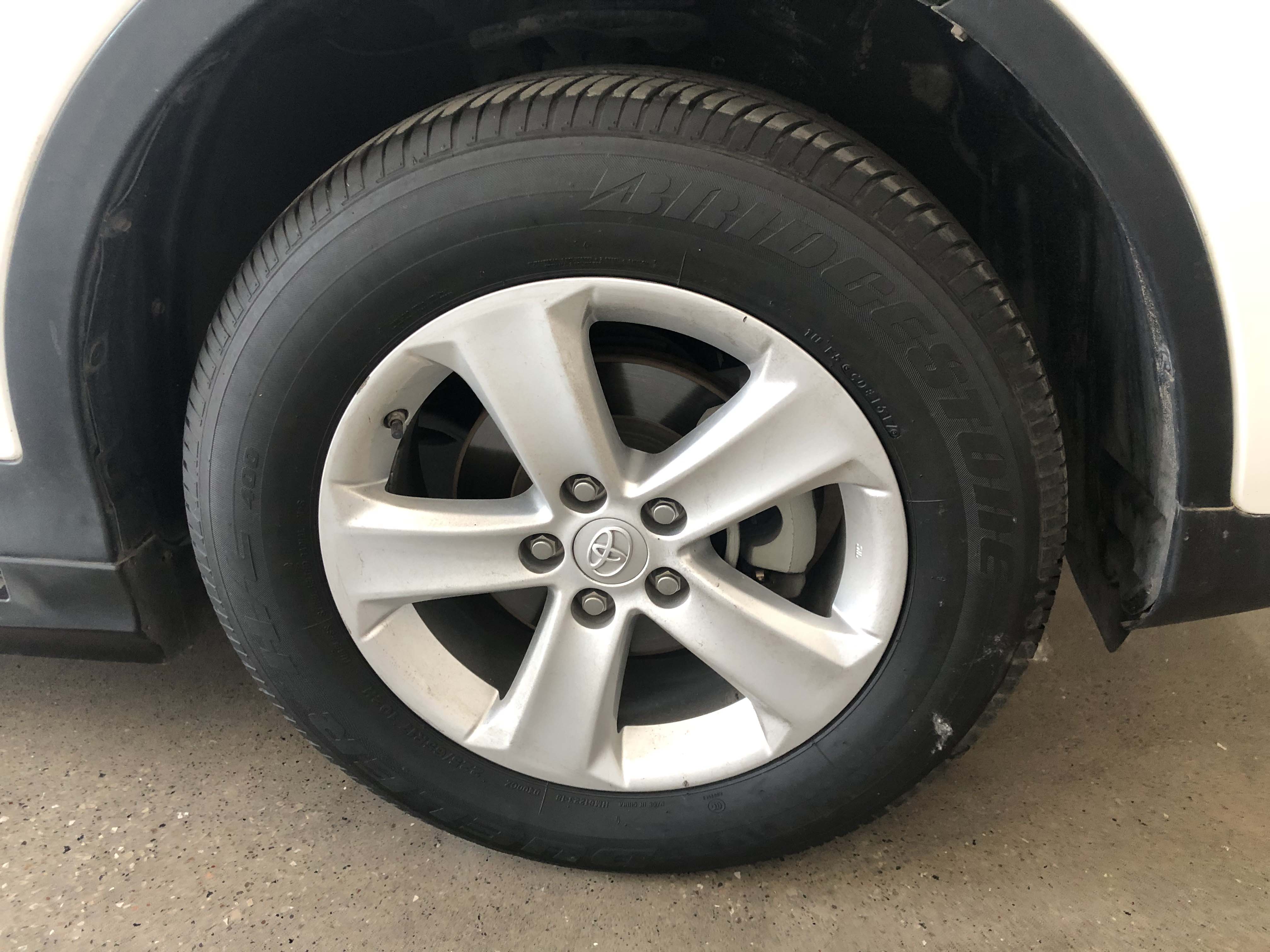 14年 丰田RAV4 2.5