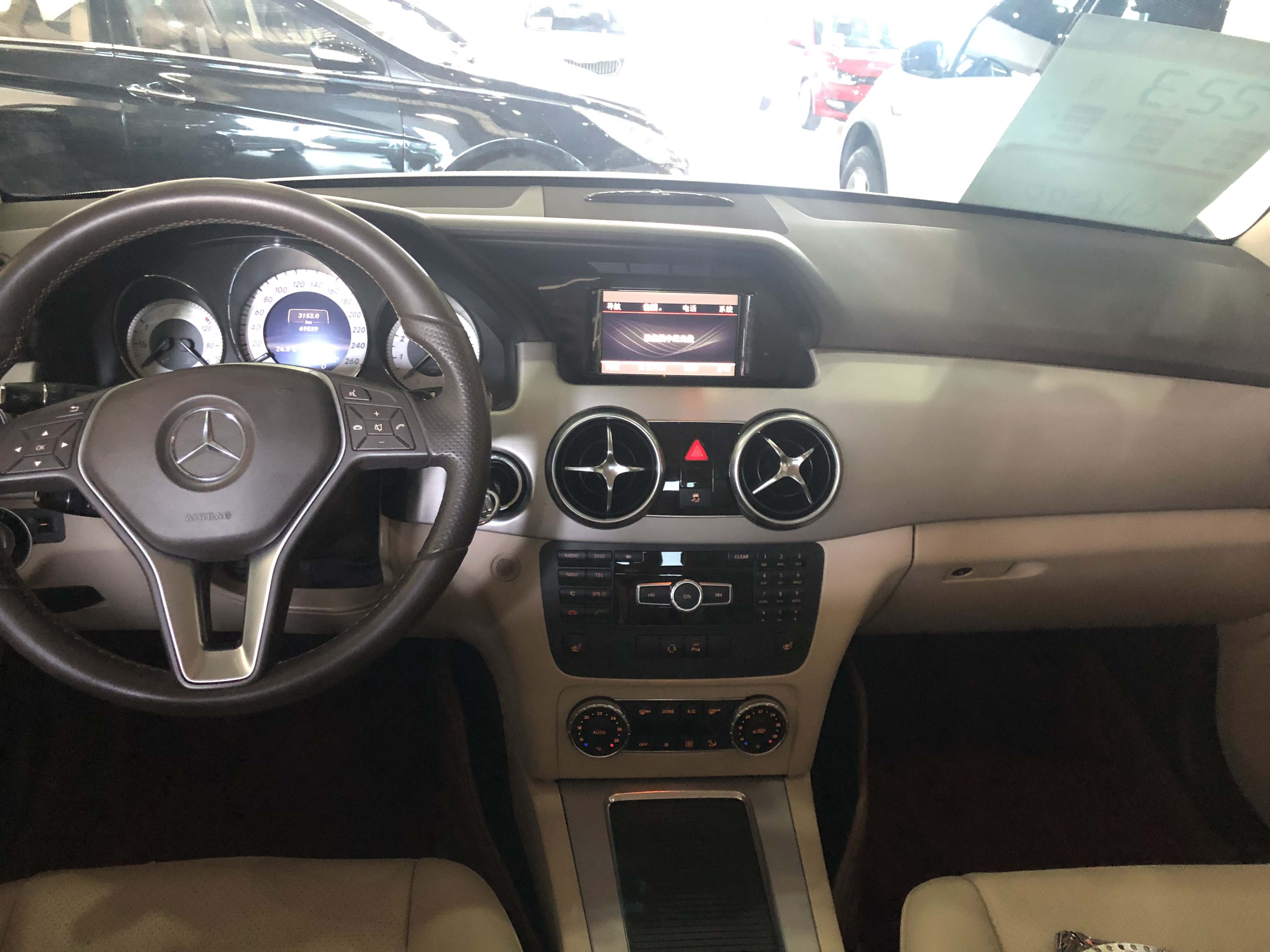 13年 奔驰GLK300 3.0