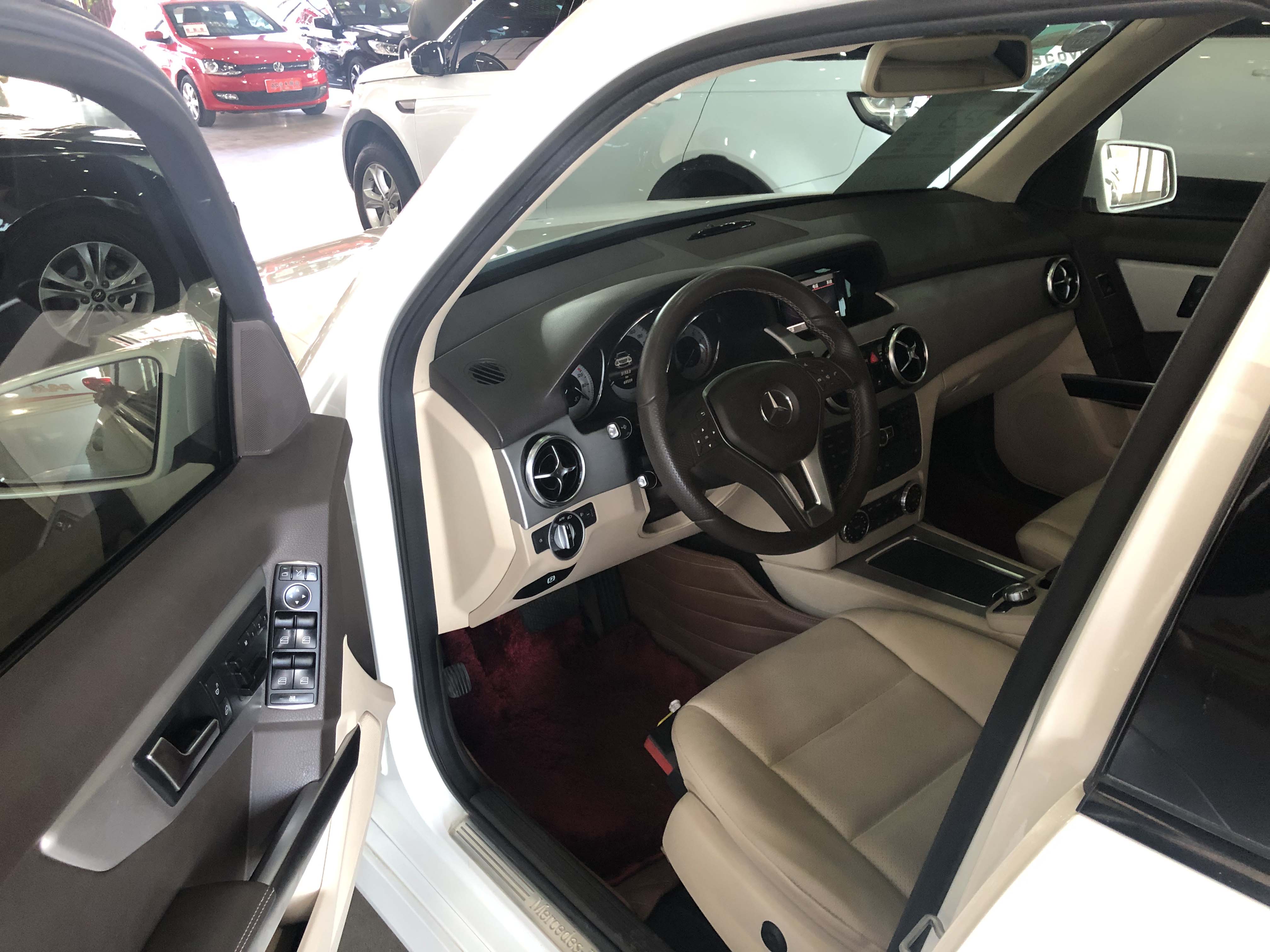 13年 奔驰GLK300 3.0