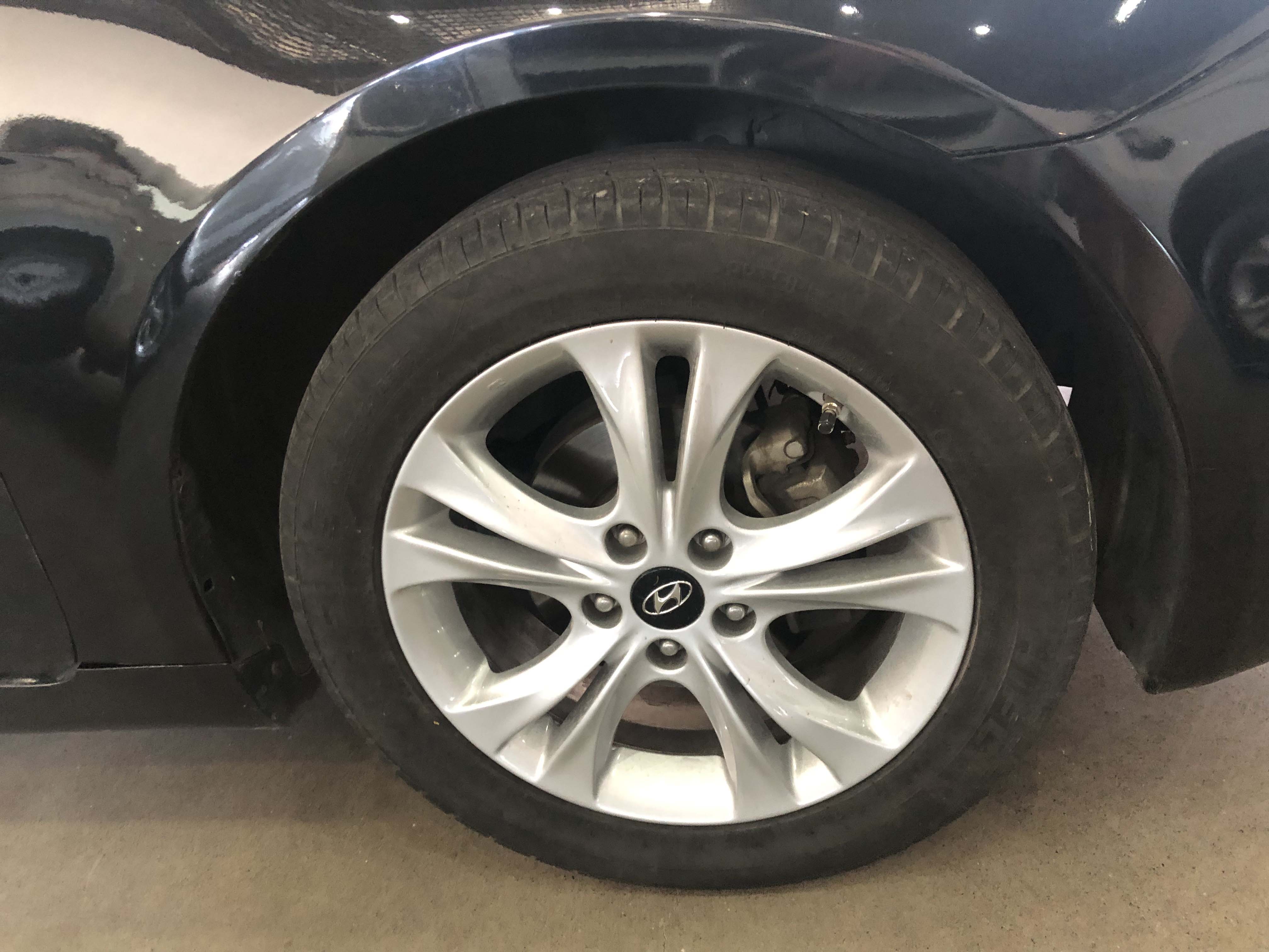 11年 现代索纳塔 2.0