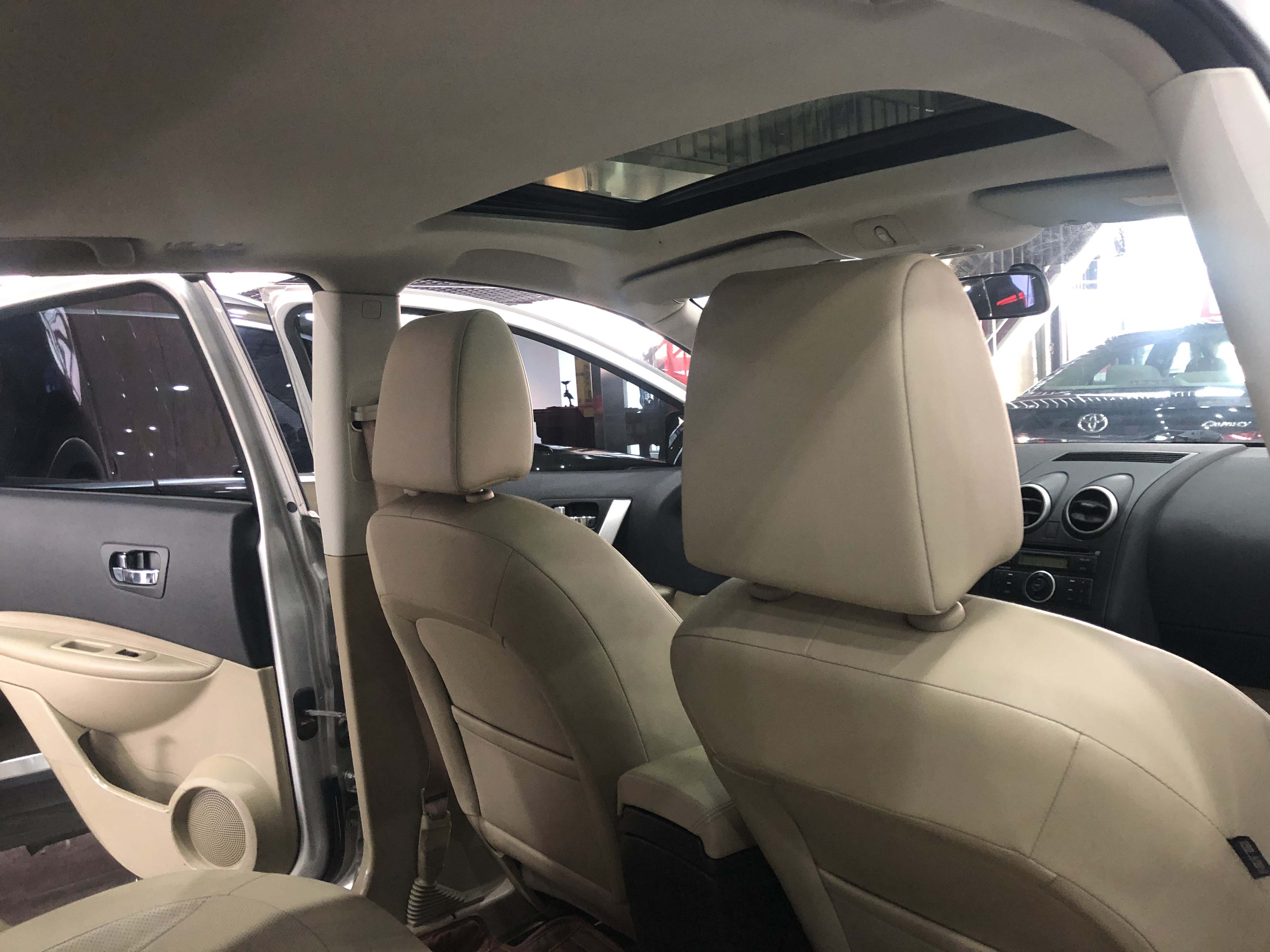 09年 日产逍客 2.0