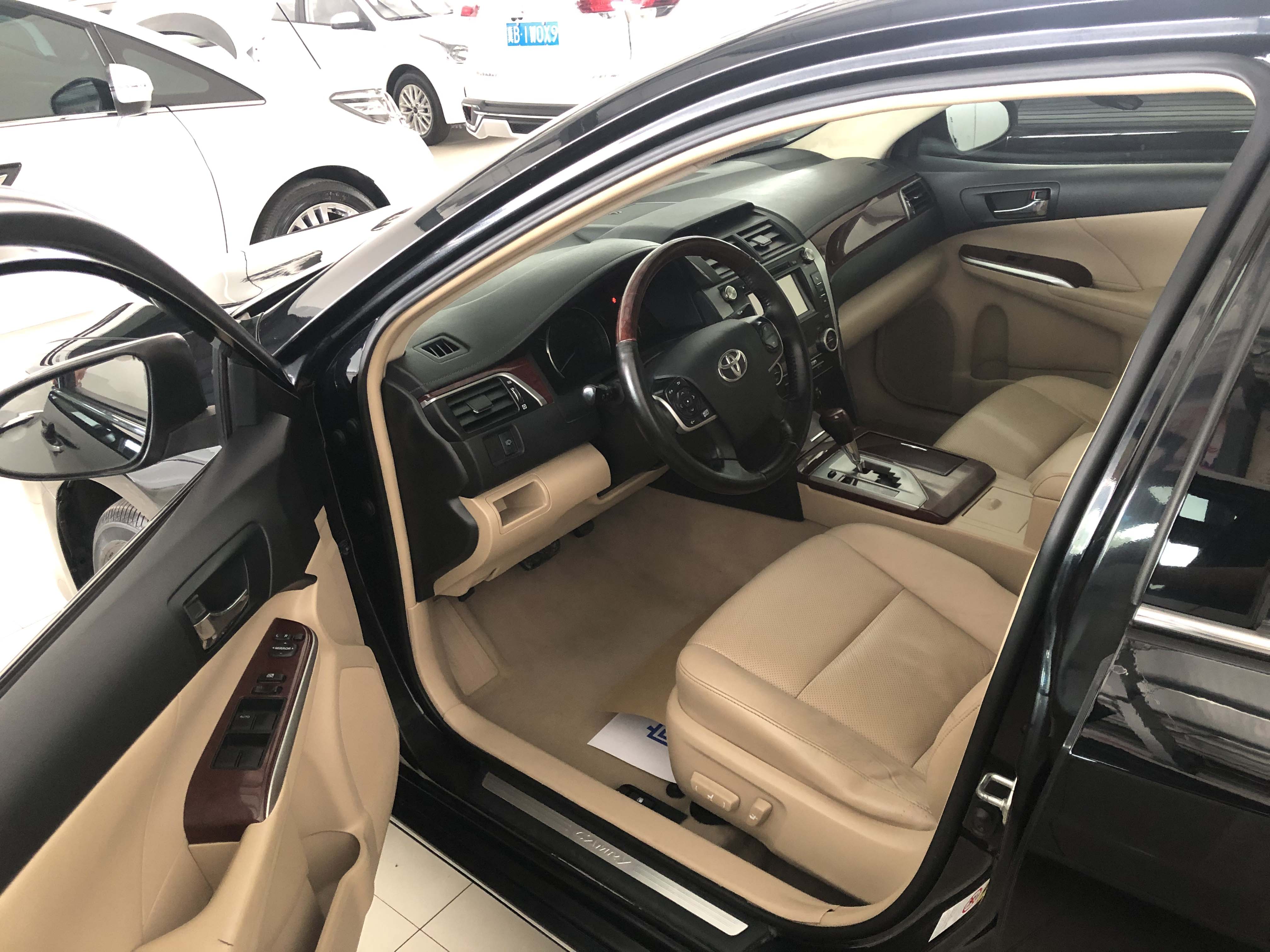 12年 丰田凯美瑞 2.5