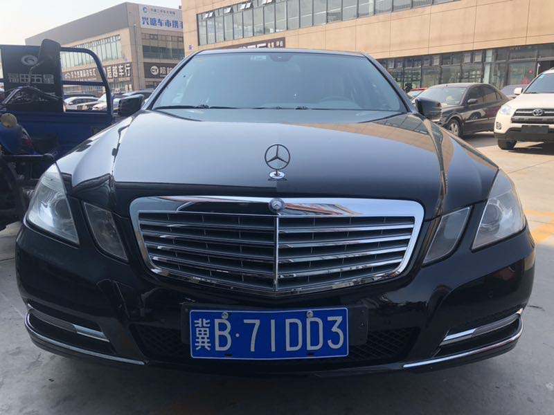 13年 奔驰E260 1.8T