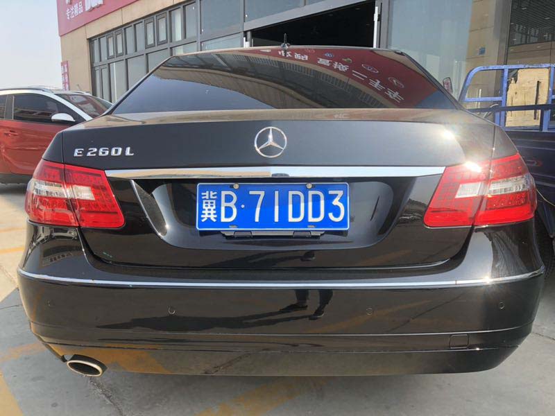 13年 奔驰E260 1.8T