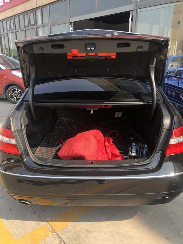 13年 奔驰E260 1.8T