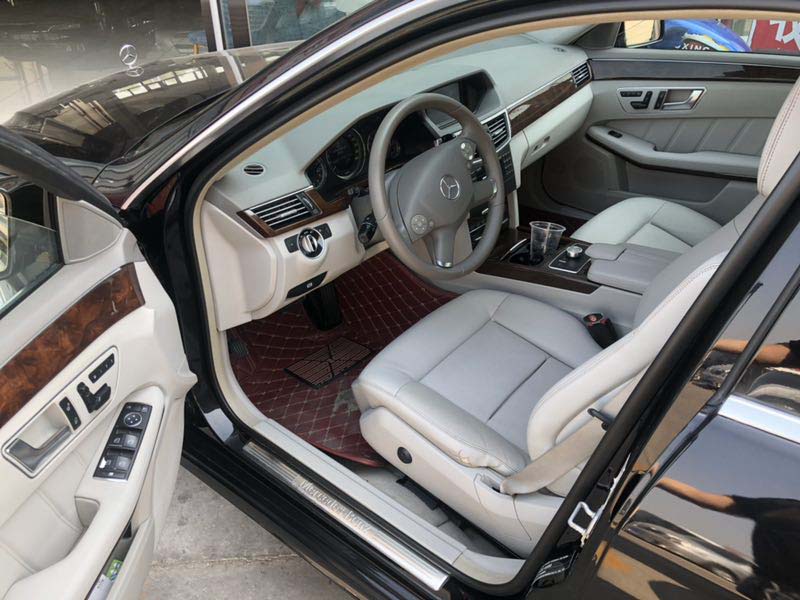 13年 奔驰E260 1.8T