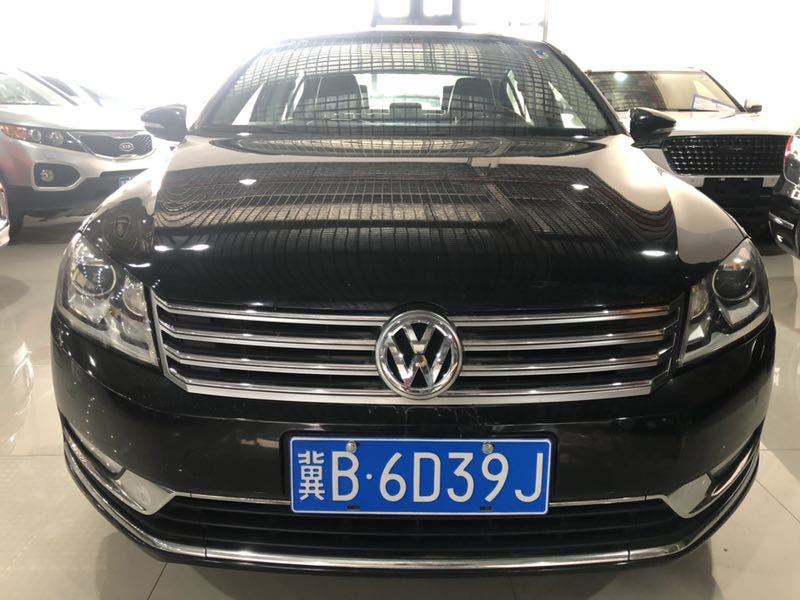 12年 大众迈腾 2.0T