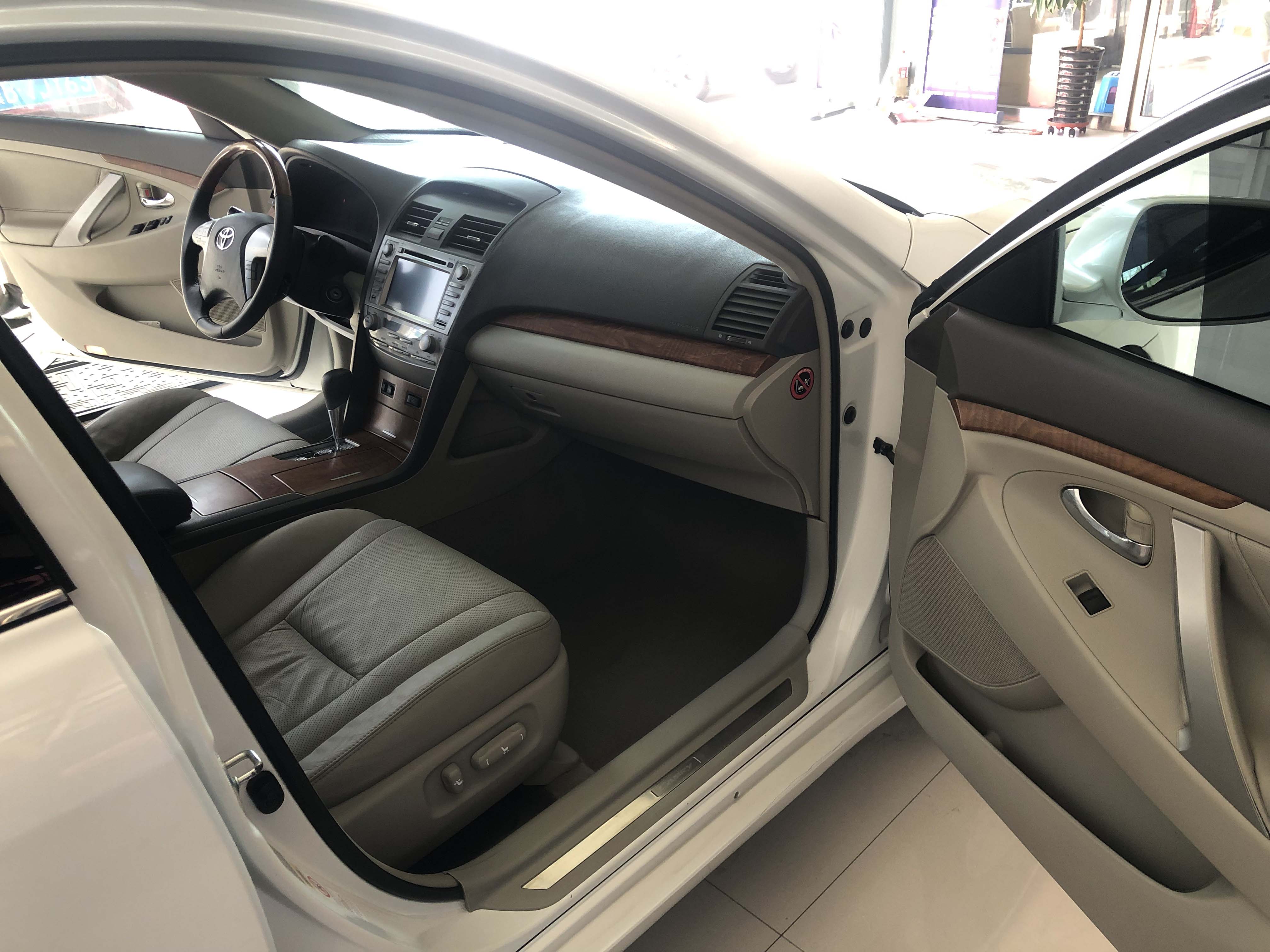 09年 丰田凯美瑞 2.4