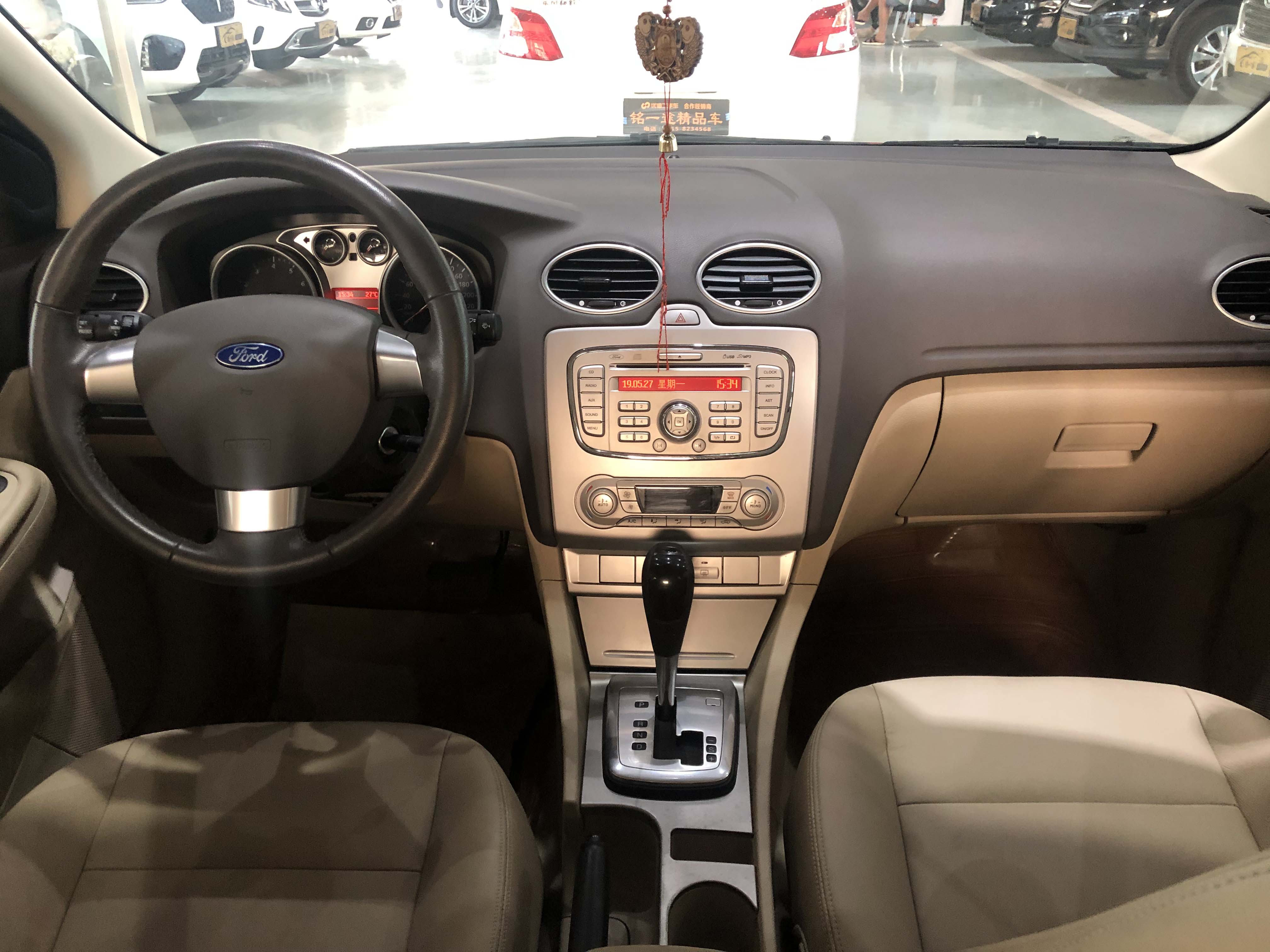 13年 福特福特斯 1.6