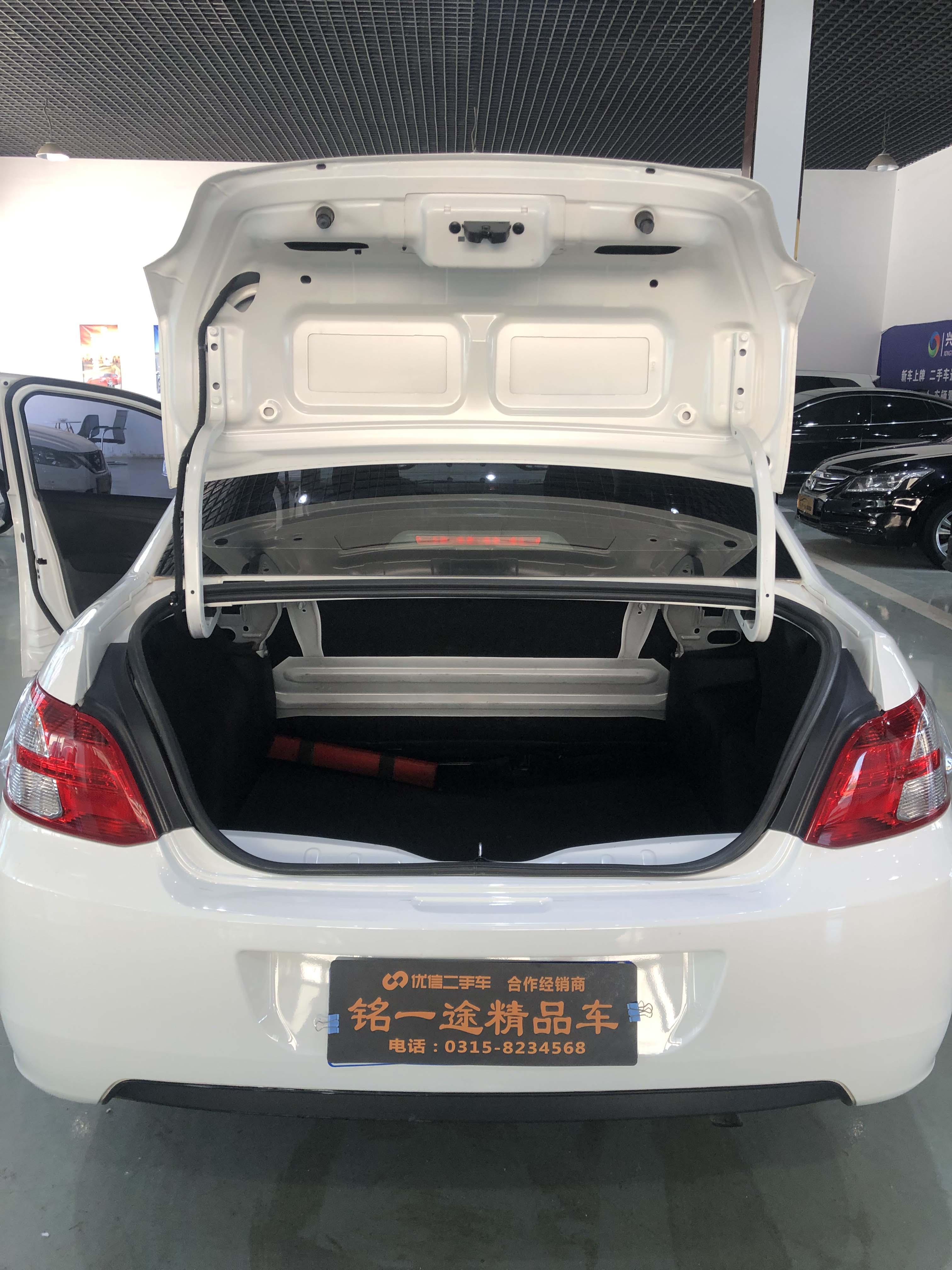 17年 东风标志301 1.6