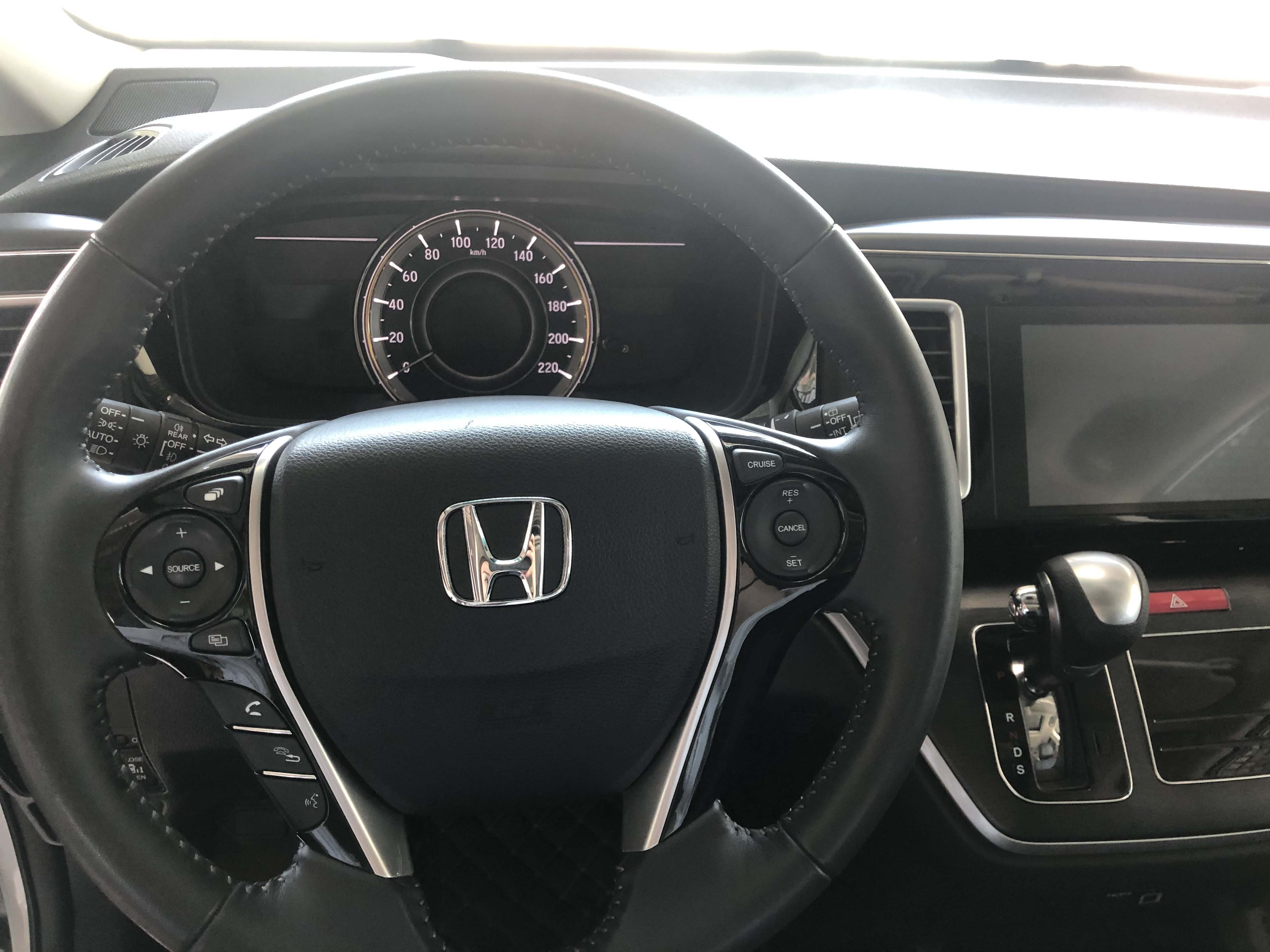 18年 本田艾力绅 2.4