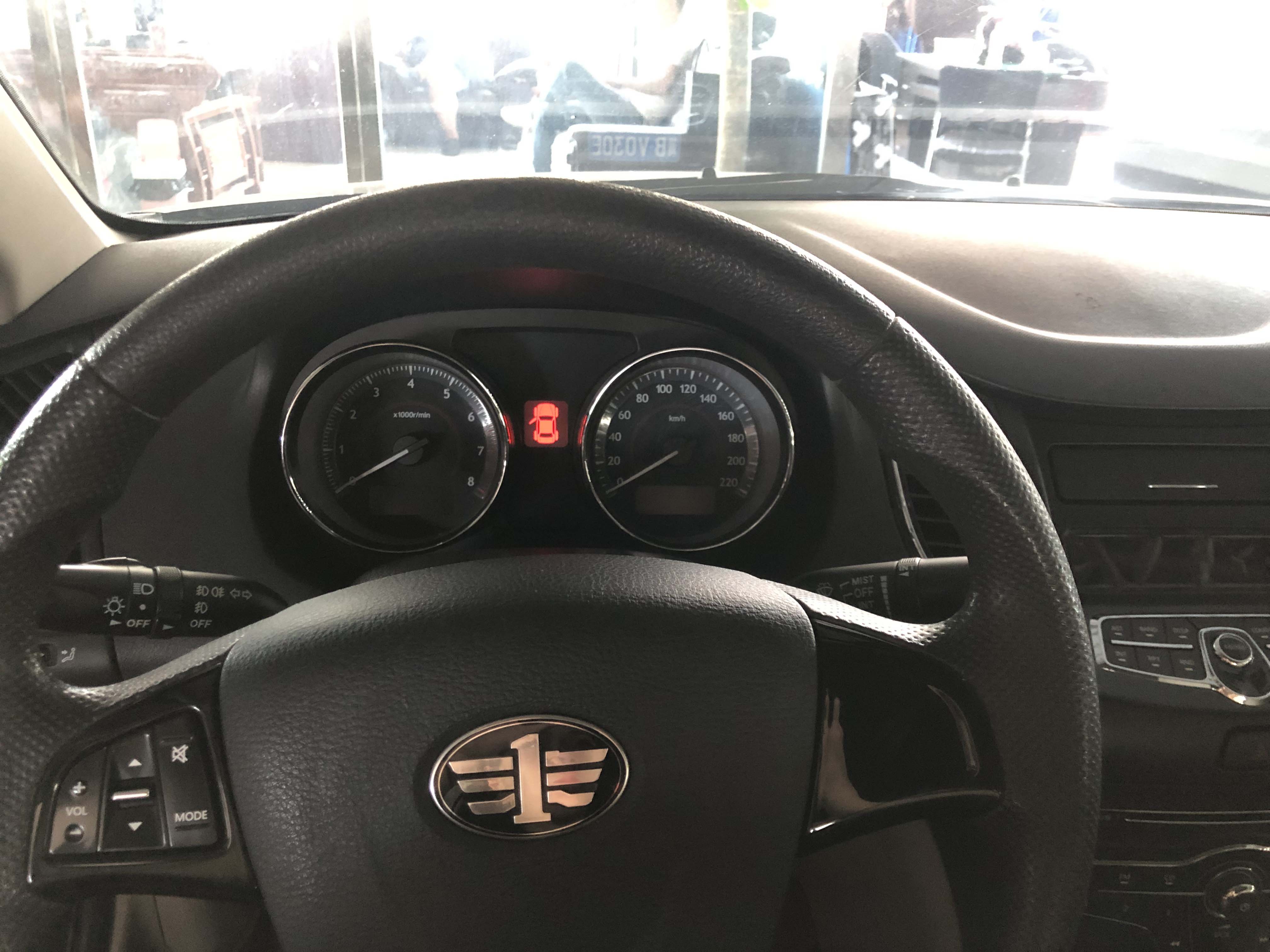 14年 一汽奔腾B50 1.6