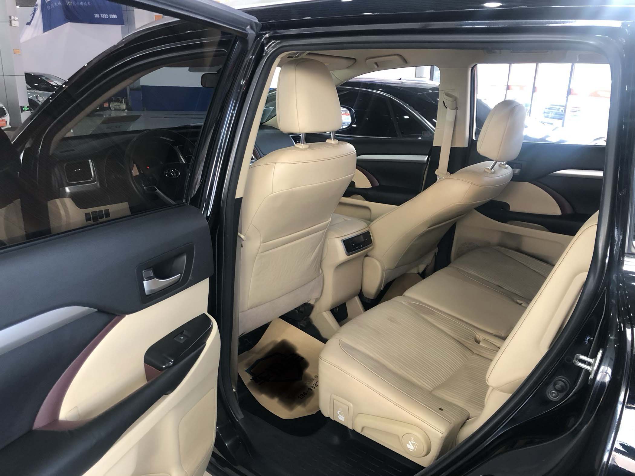 15年 丰田汉兰达 2.0T