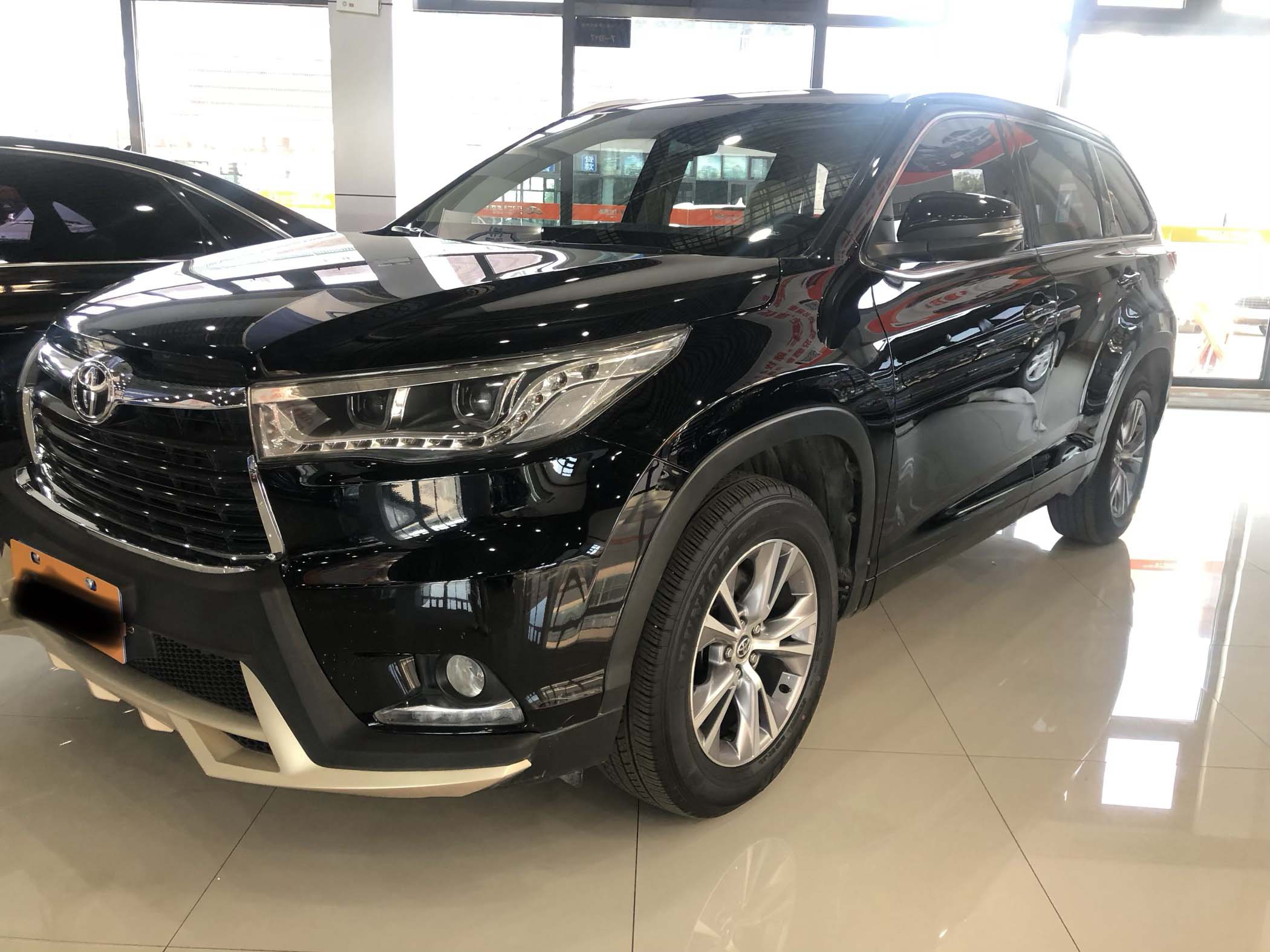 15年 丰田汉兰达 2.0T