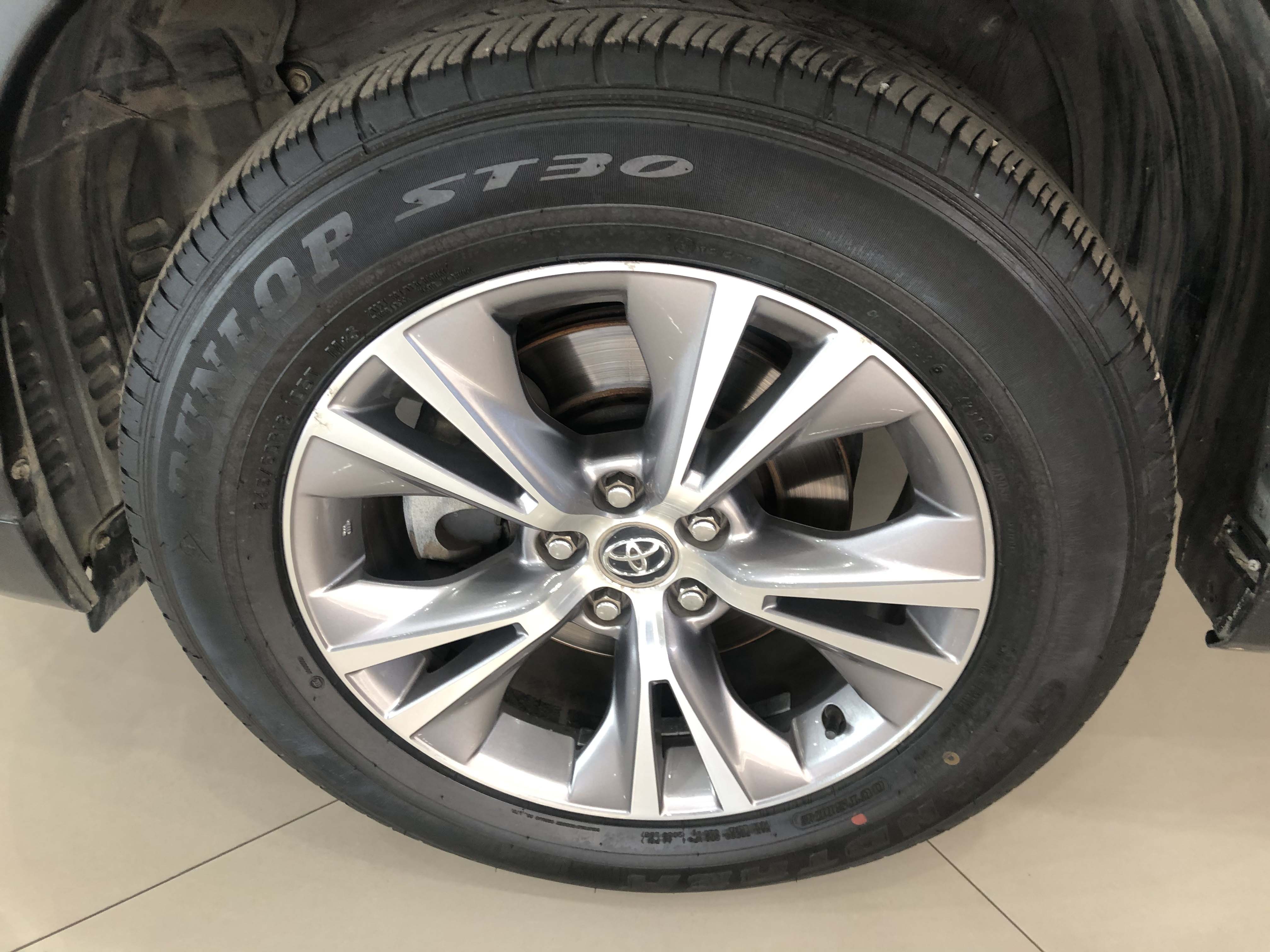 15年 丰田汉兰达 2.0T