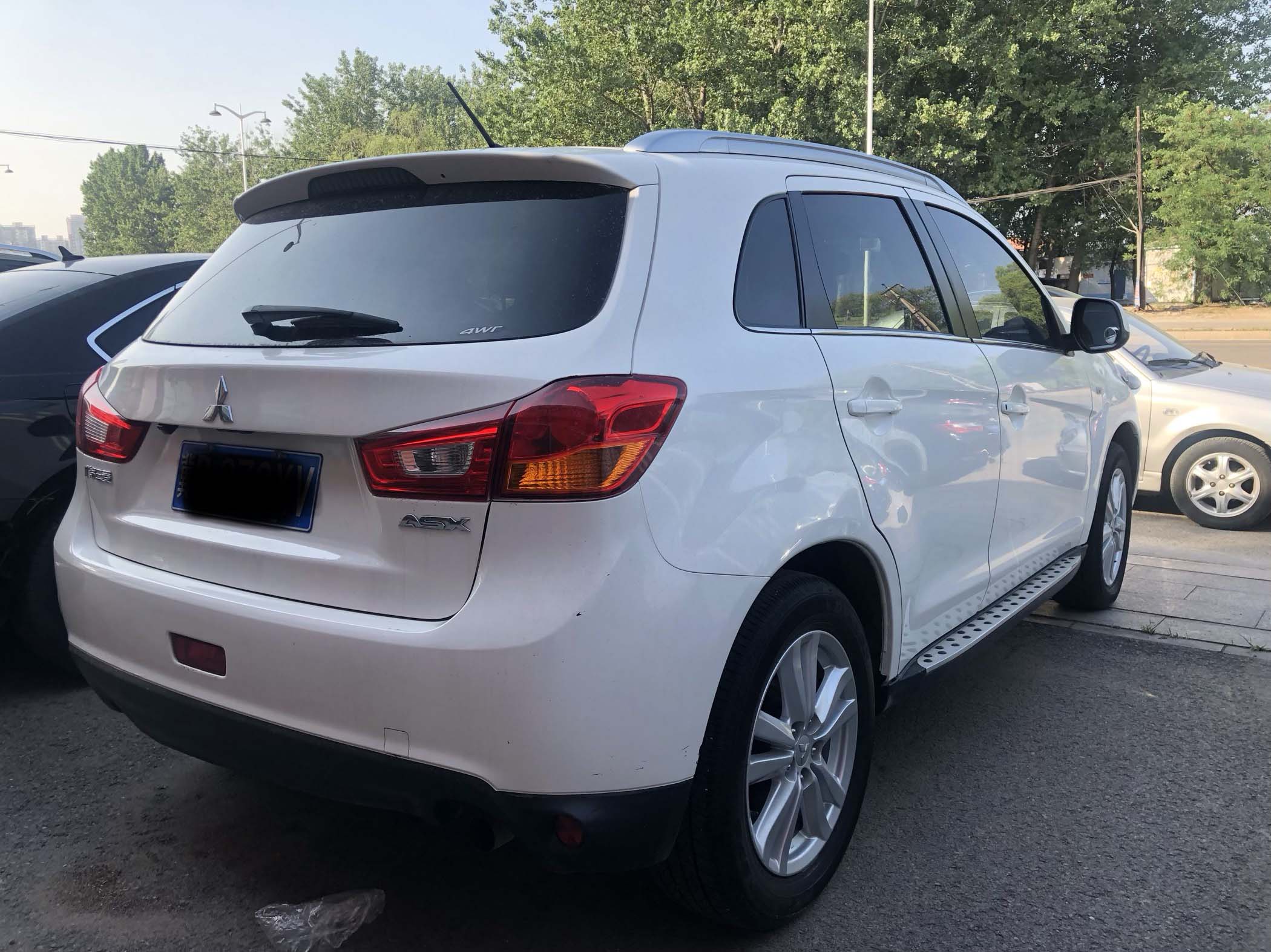 14年 三菱劲炫 2.0