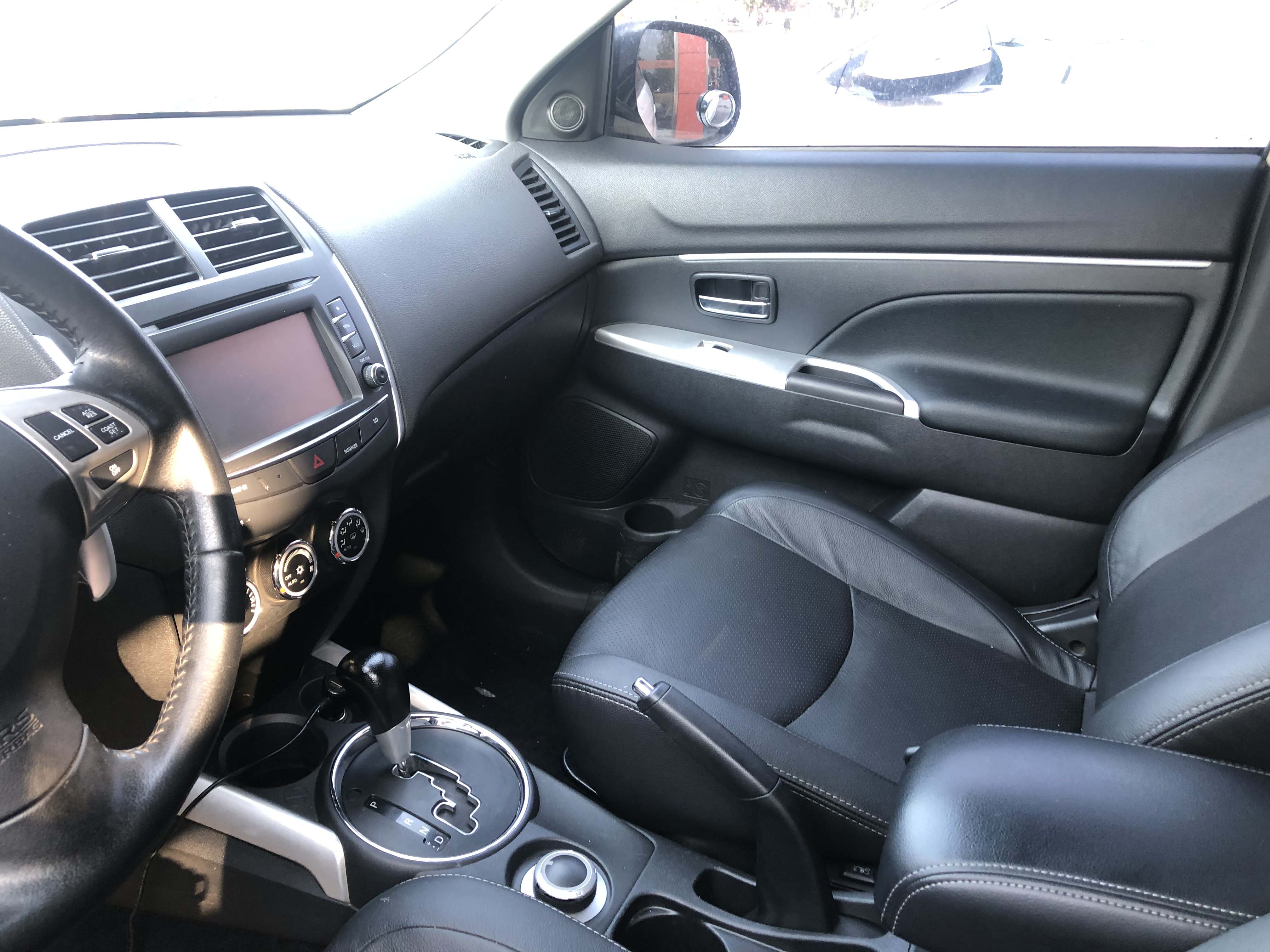 14年 三菱劲炫 2.0