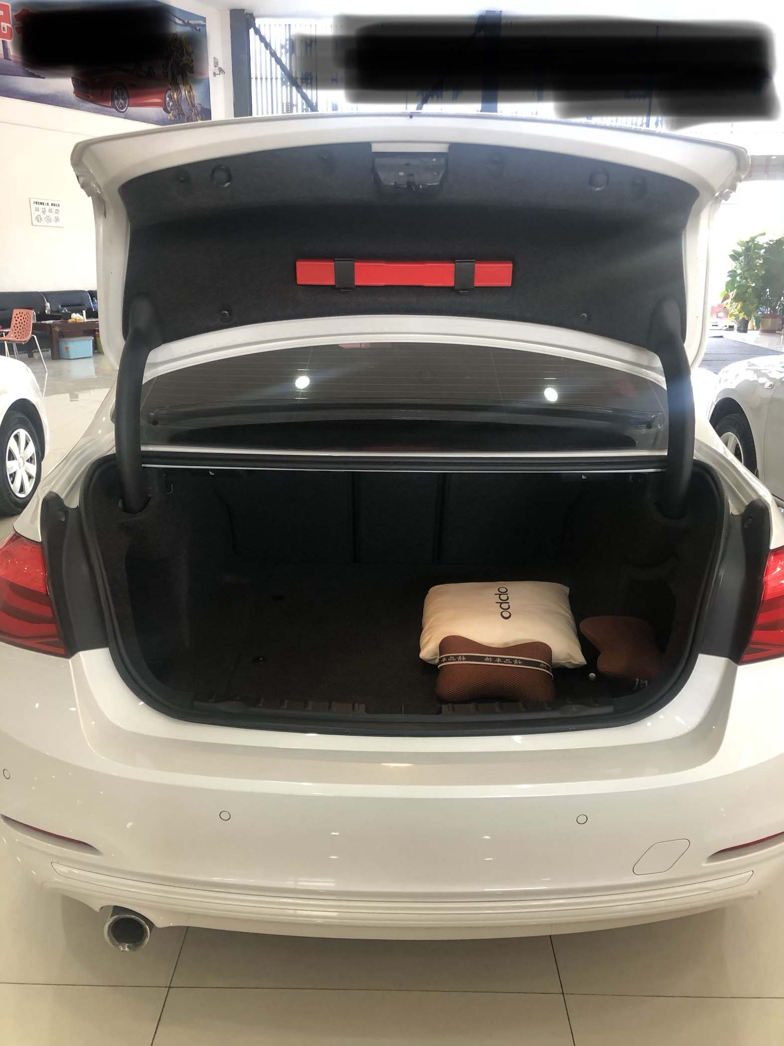 18年 宝马318i 1.5T