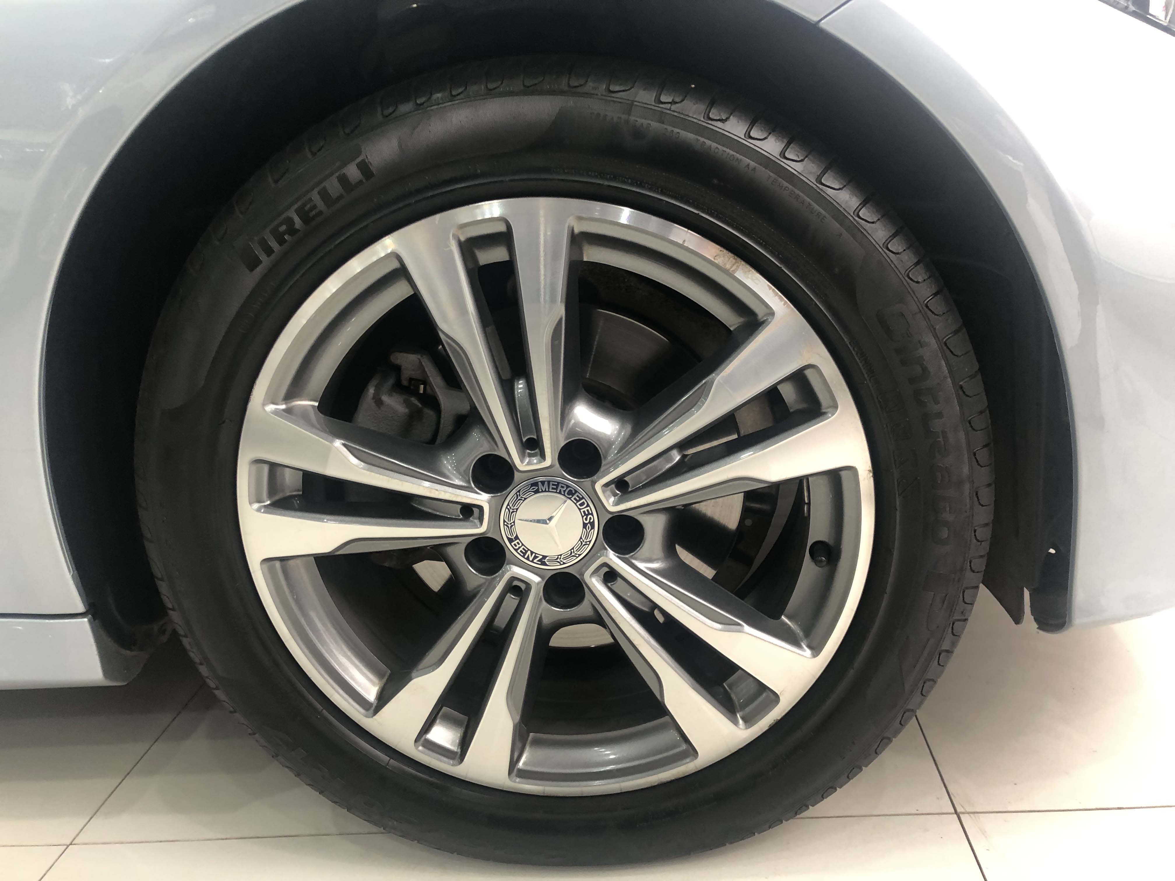 16年 奔驰C200L 2.0T