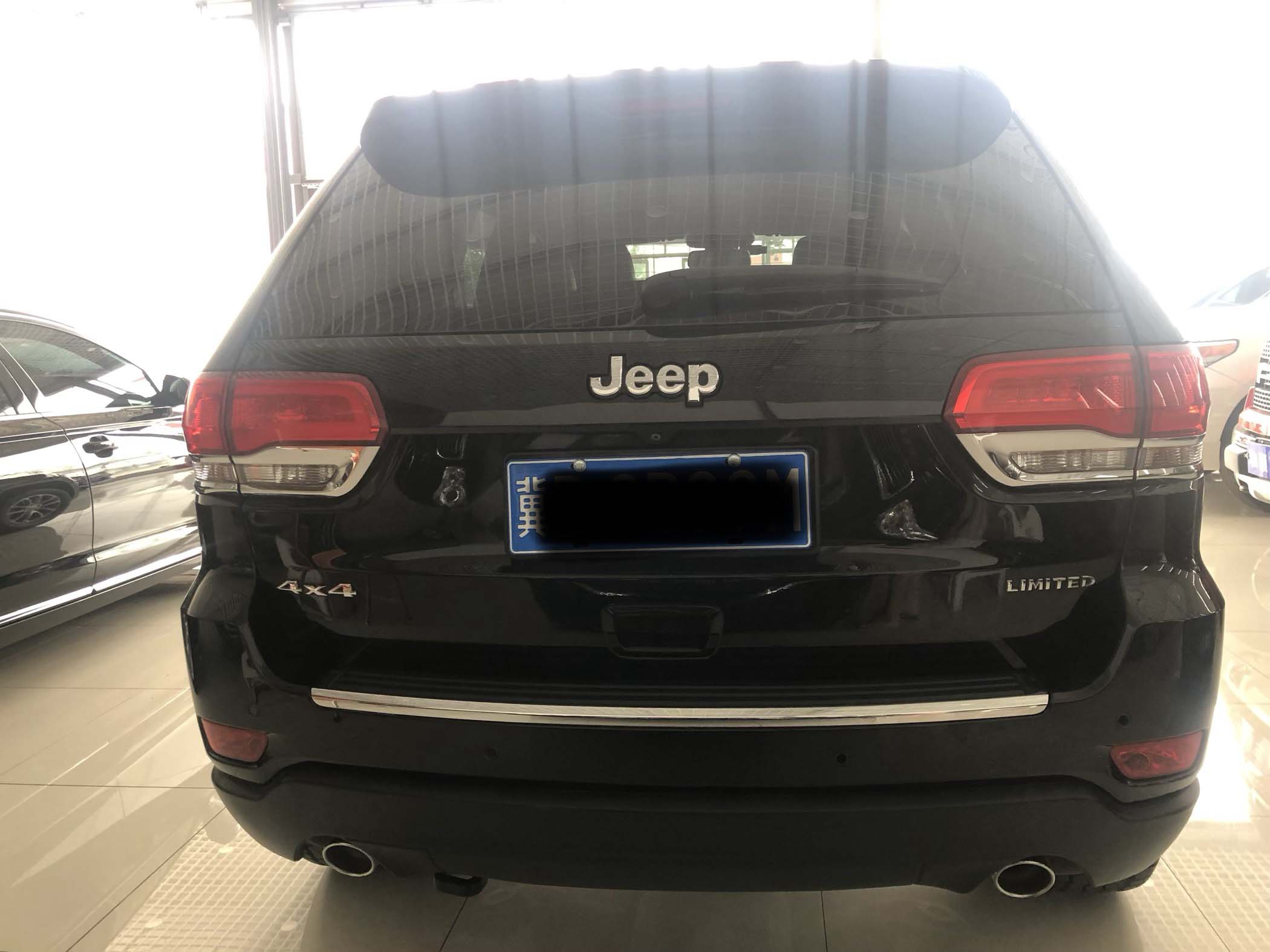 16年 jeep大切诺基 3.0