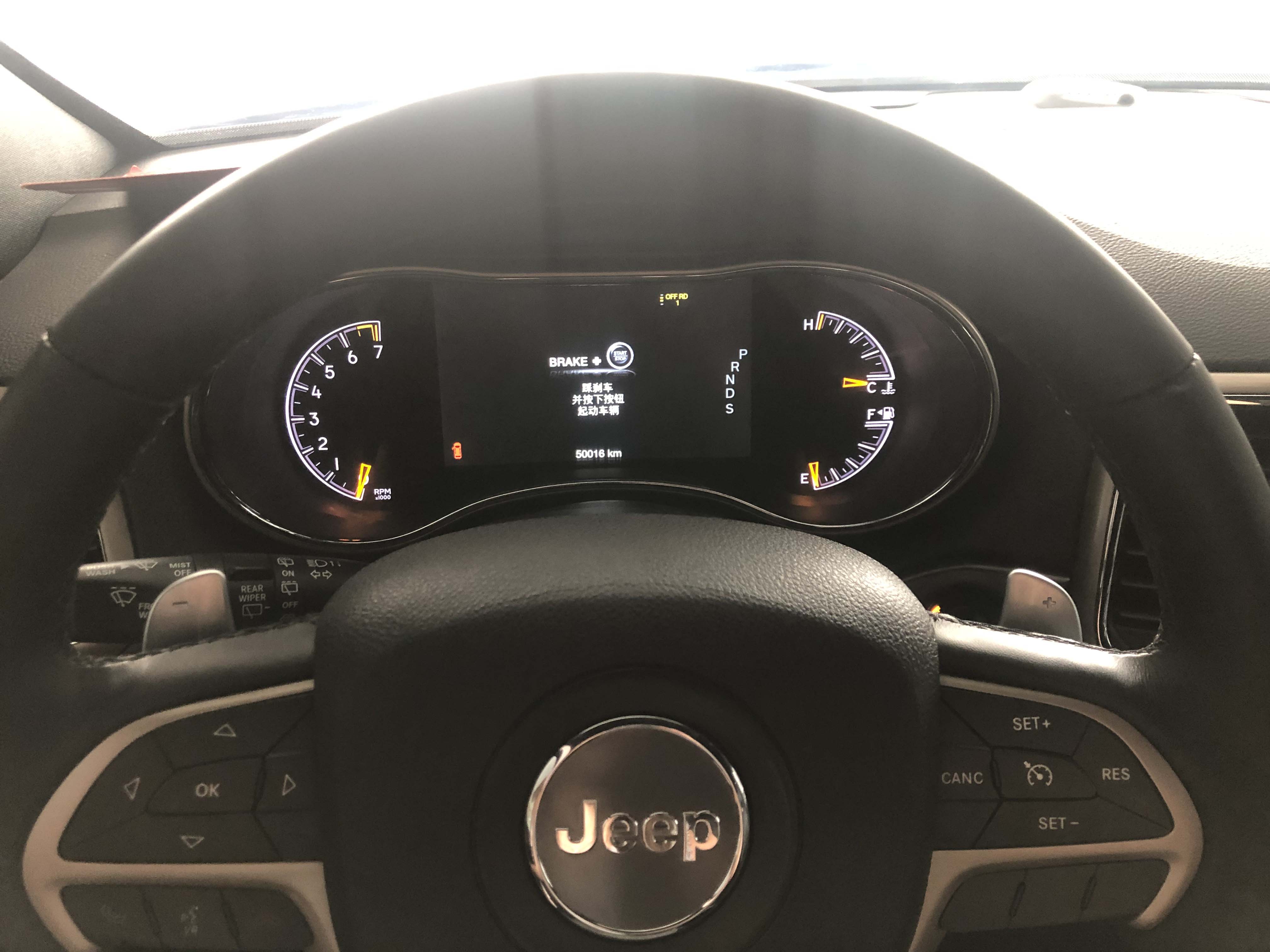 16年 jeep大切诺基 3.0