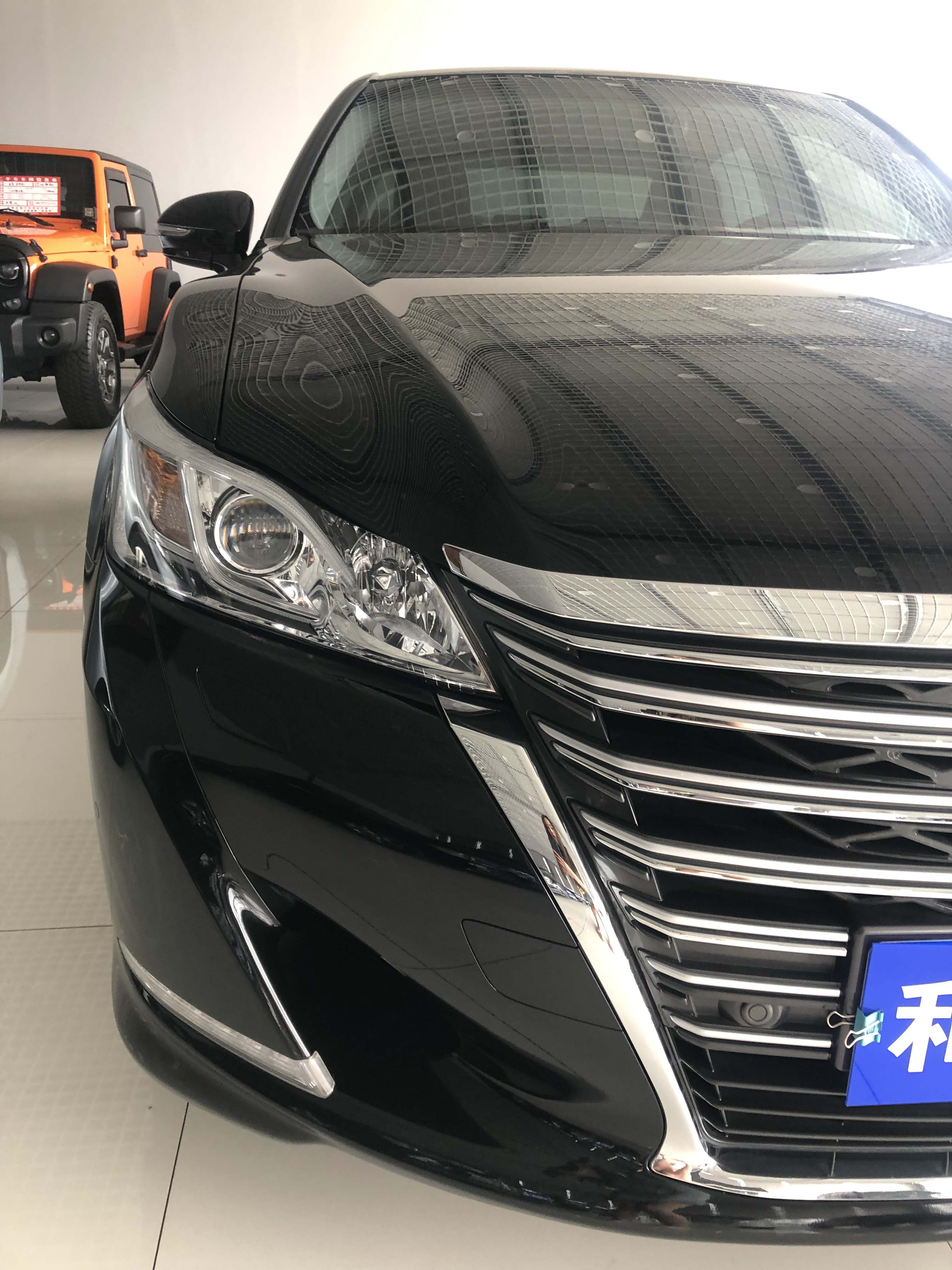 17年 丰田皇冠 2.0T