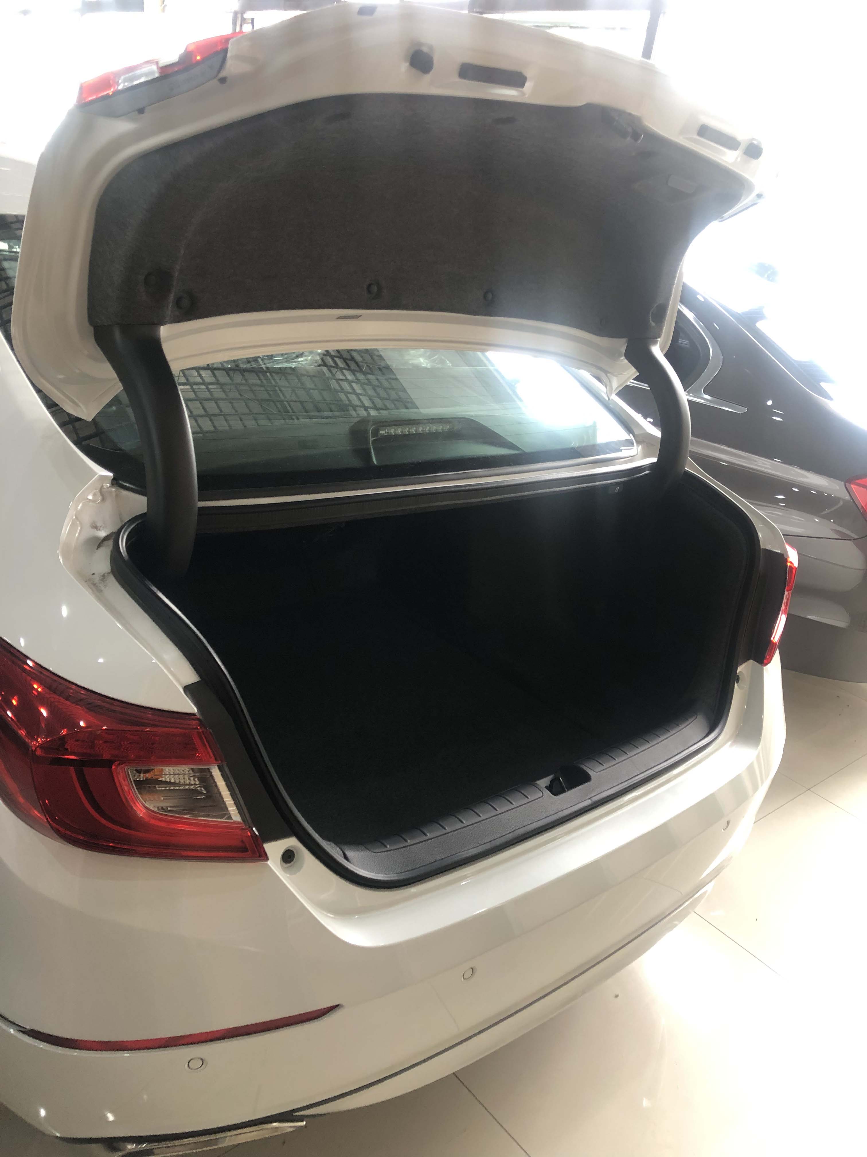 19年 本田雅阁 1.5