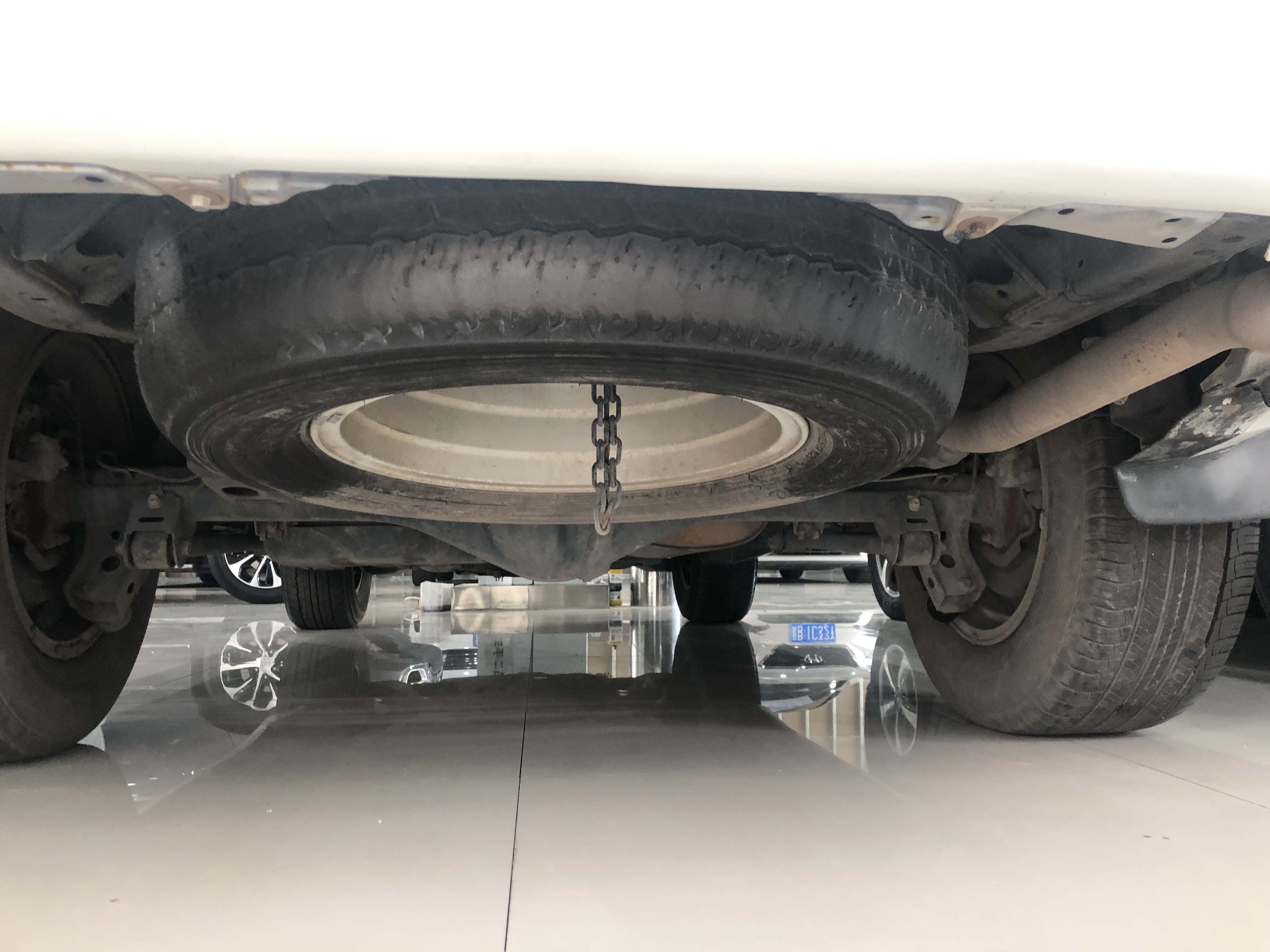 10年 丰田陆地巡洋舰霸道 2.7