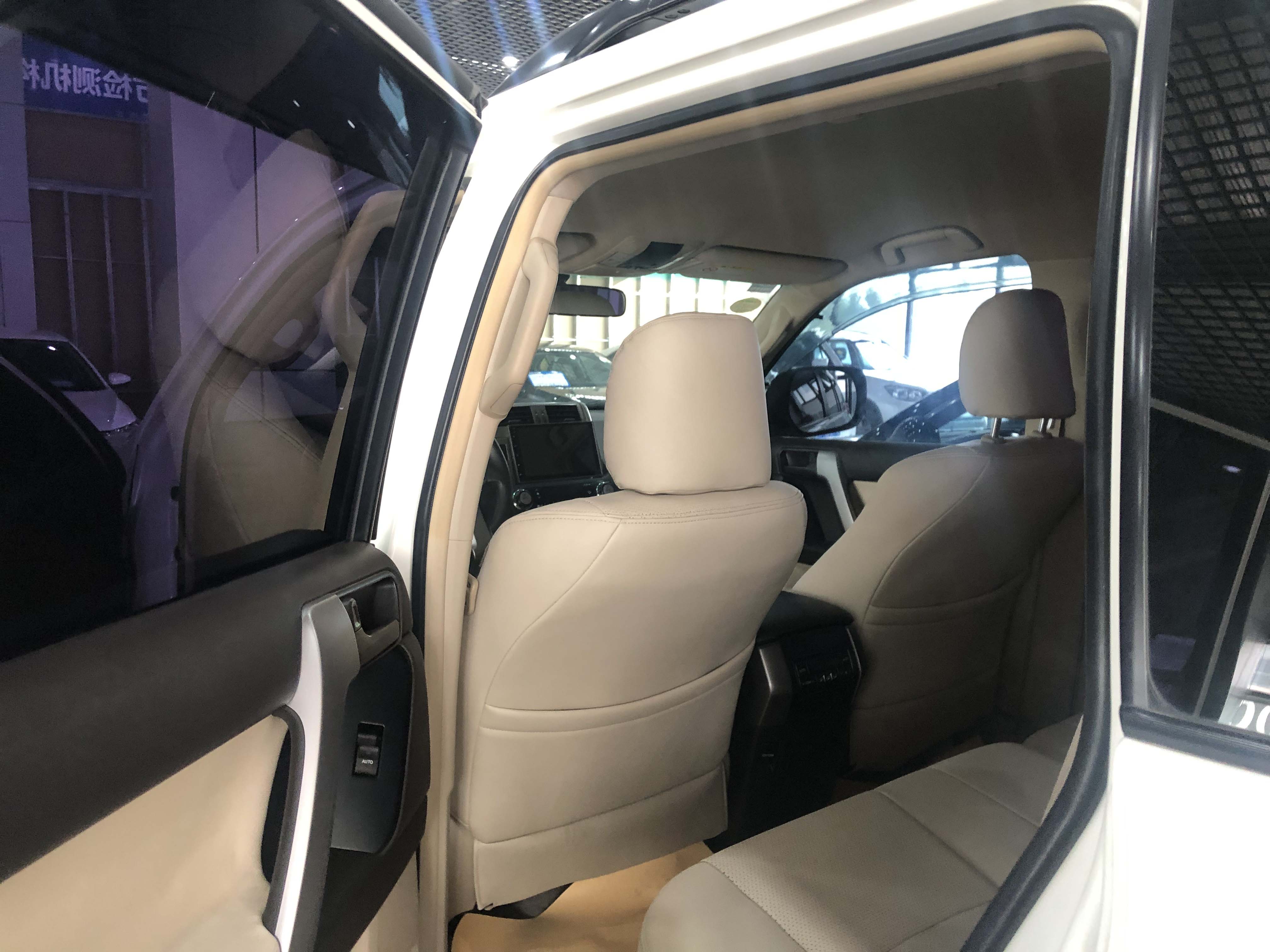 10年 丰田陆地巡洋舰霸道 2.7