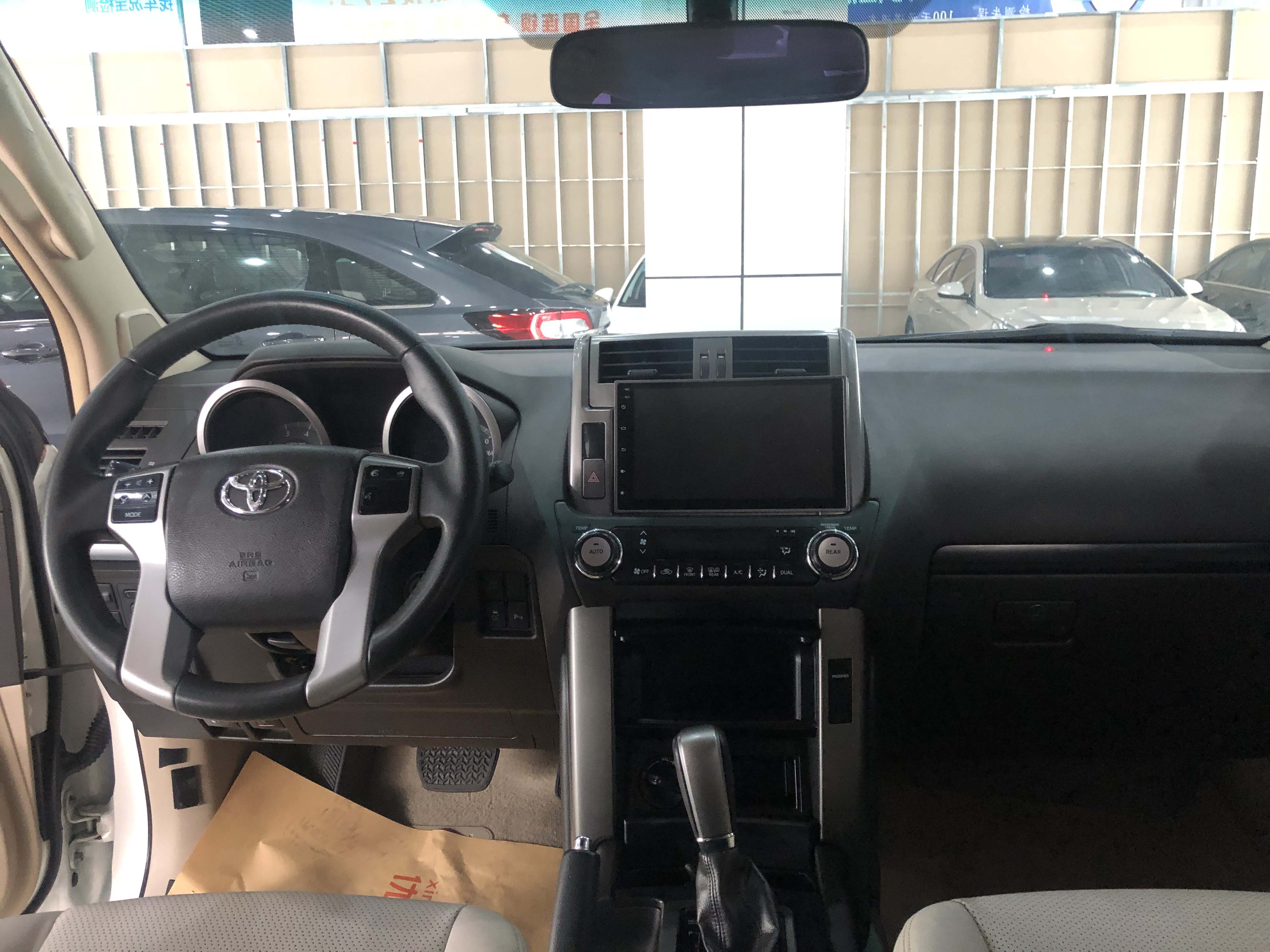 10年 丰田陆地巡洋舰霸道 2.7