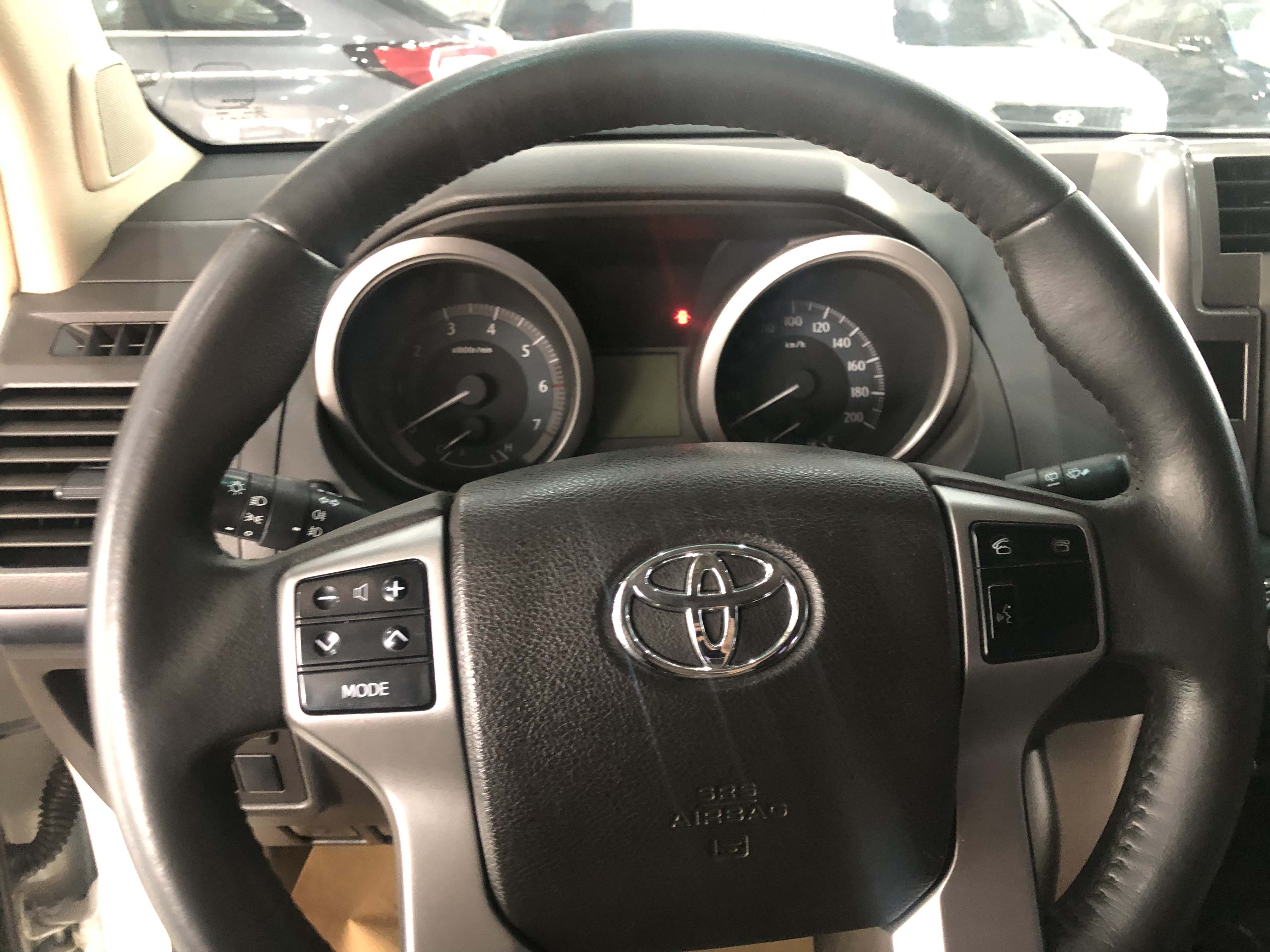 10年 丰田陆地巡洋舰霸道 2.7