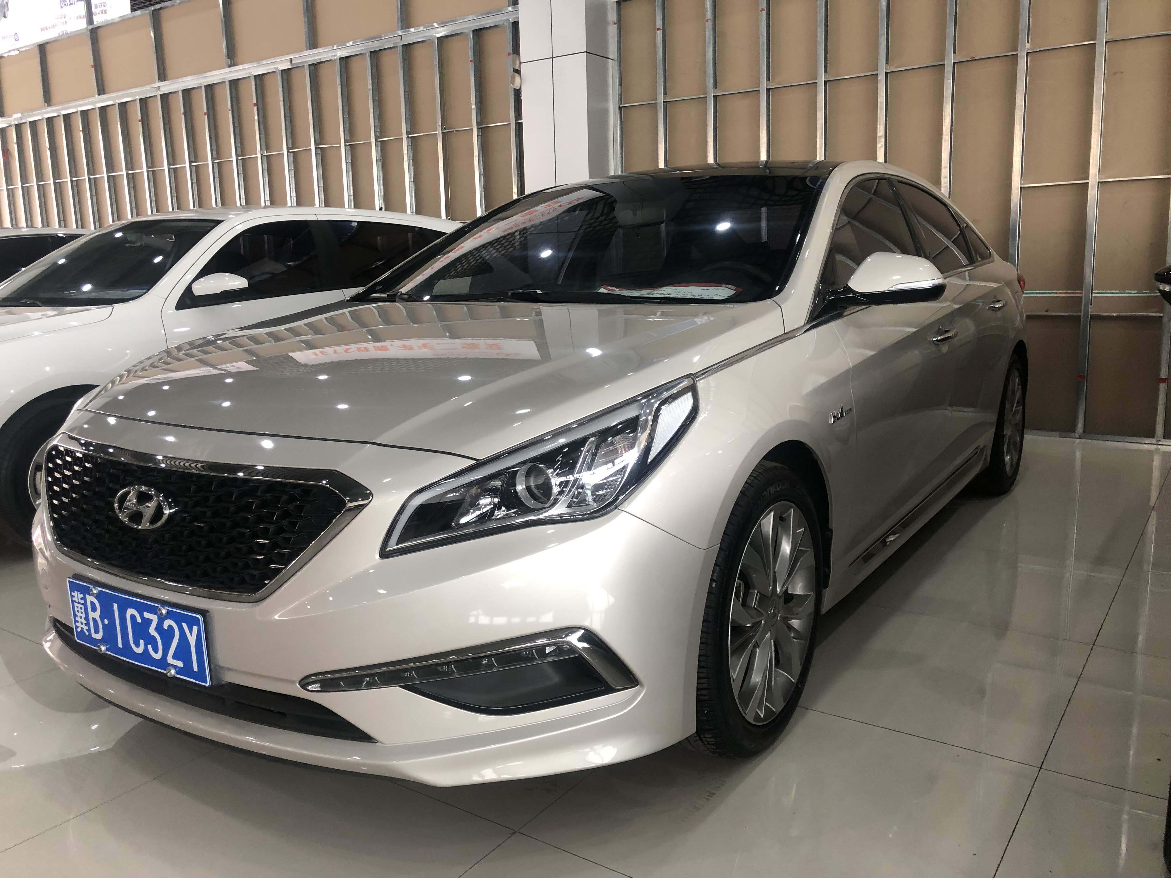 15年 现代索纳塔9 1.6