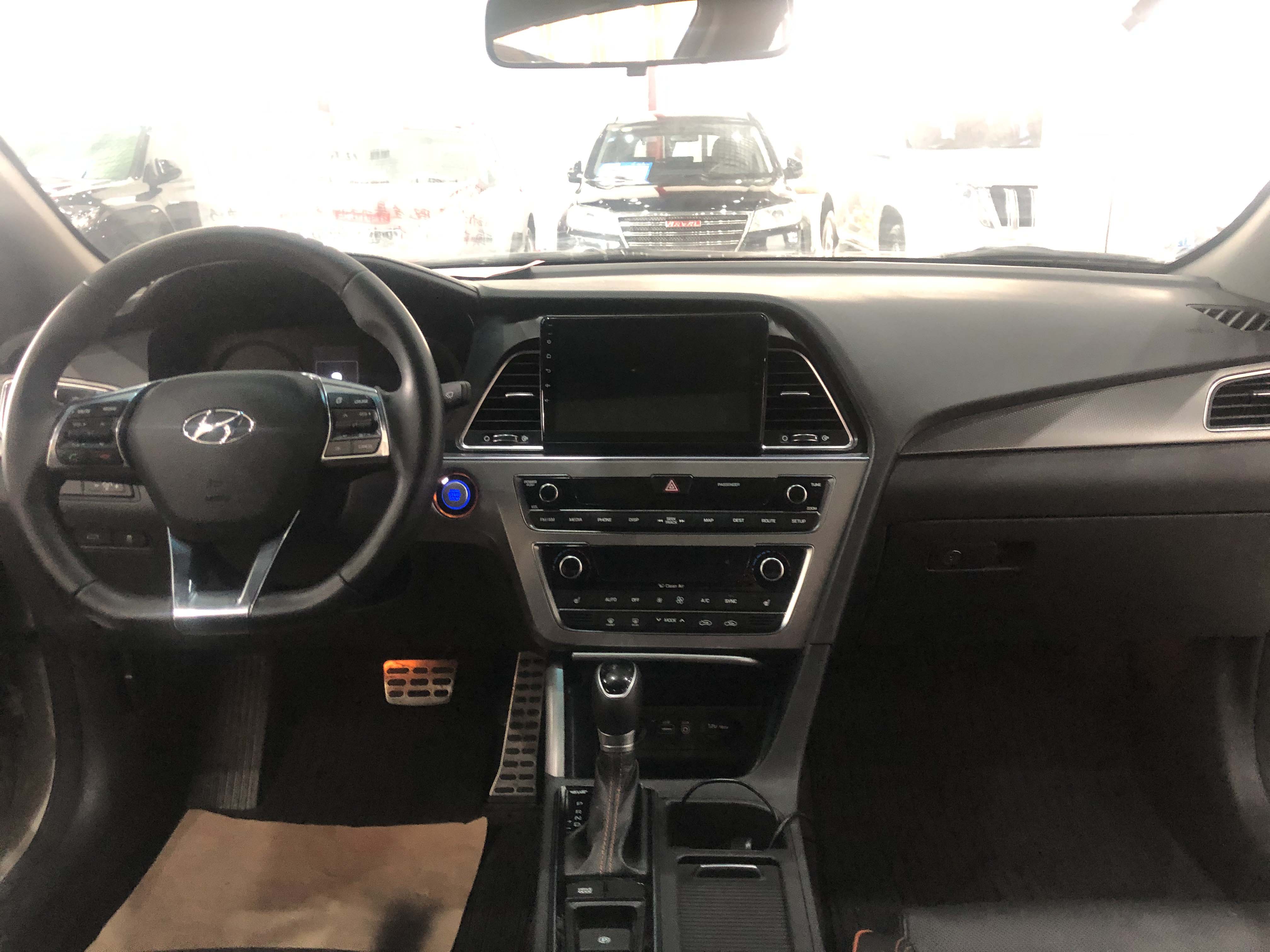 15年 现代索纳塔9 1.6